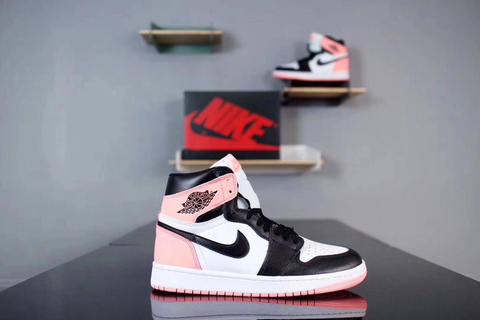 Jordan 1 Retro High Rust Pink