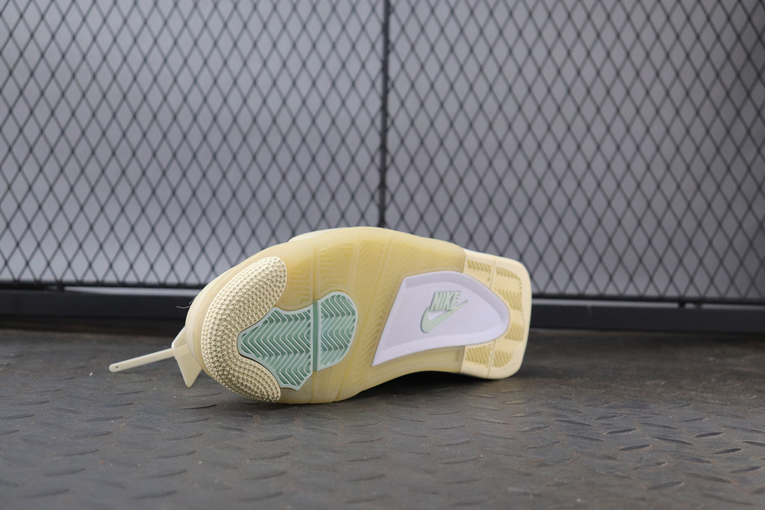 Jordan 4   Sail (WOMEN SIZE!!)