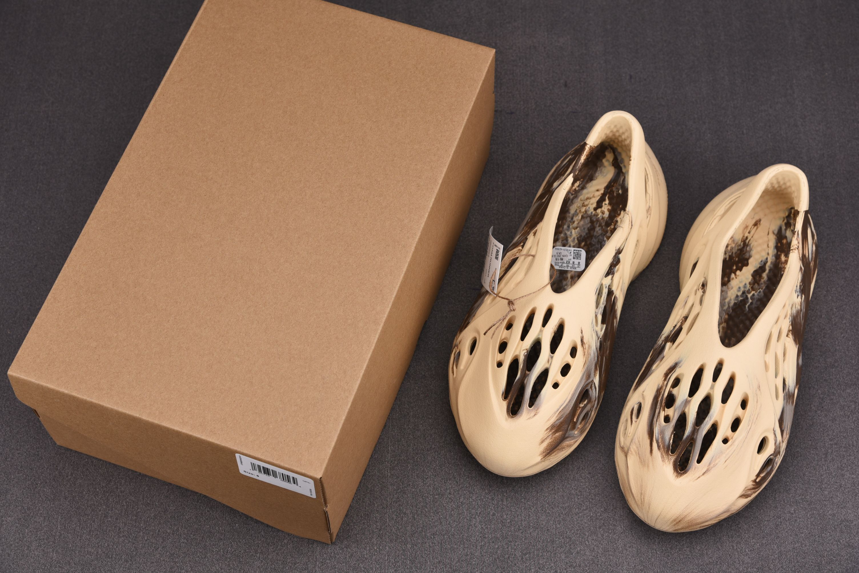 adidas Yeezy Foam RNNR MX Cream Clay (One Size Smaller!!)