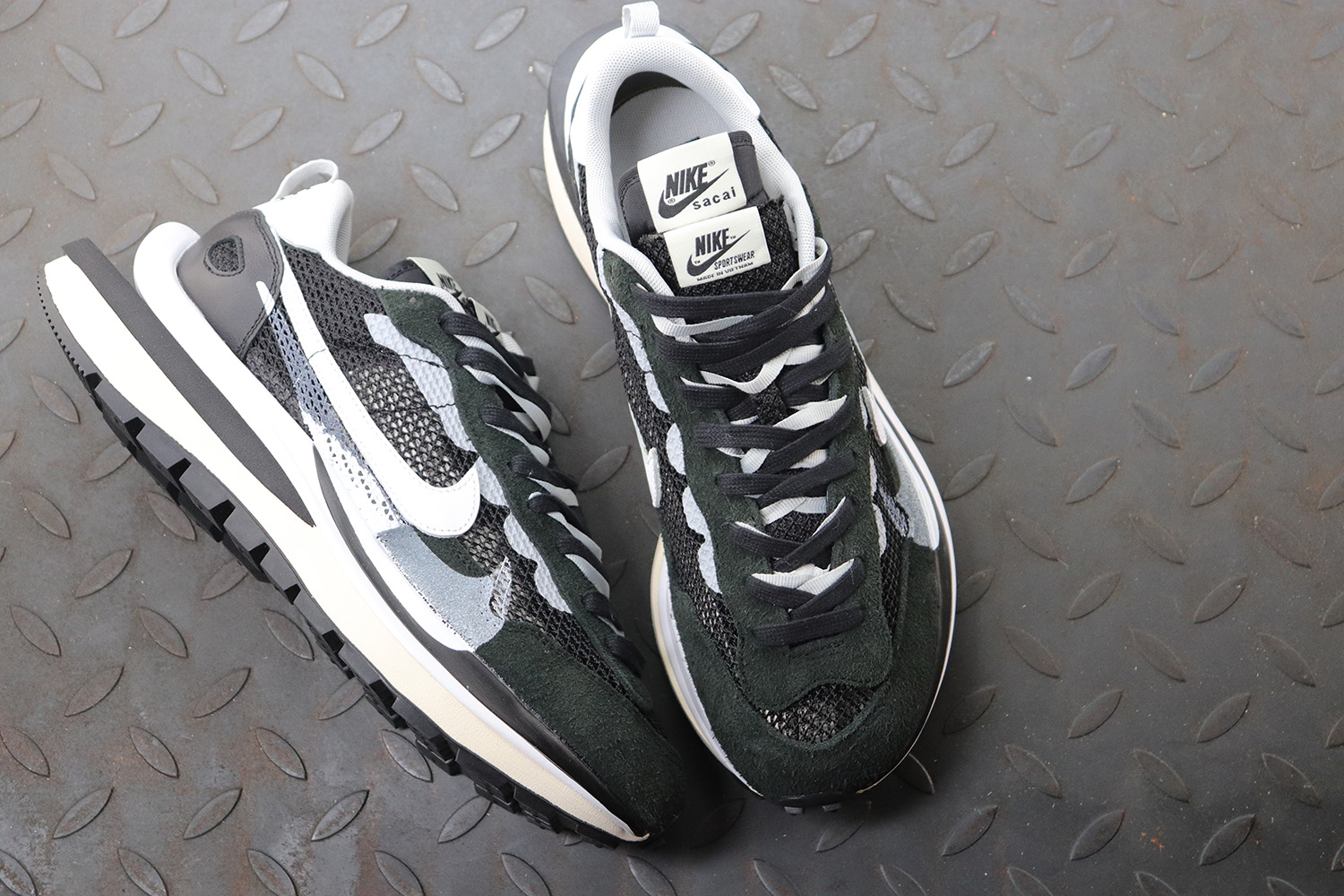 Nike VaporWaffle Sacai Black White