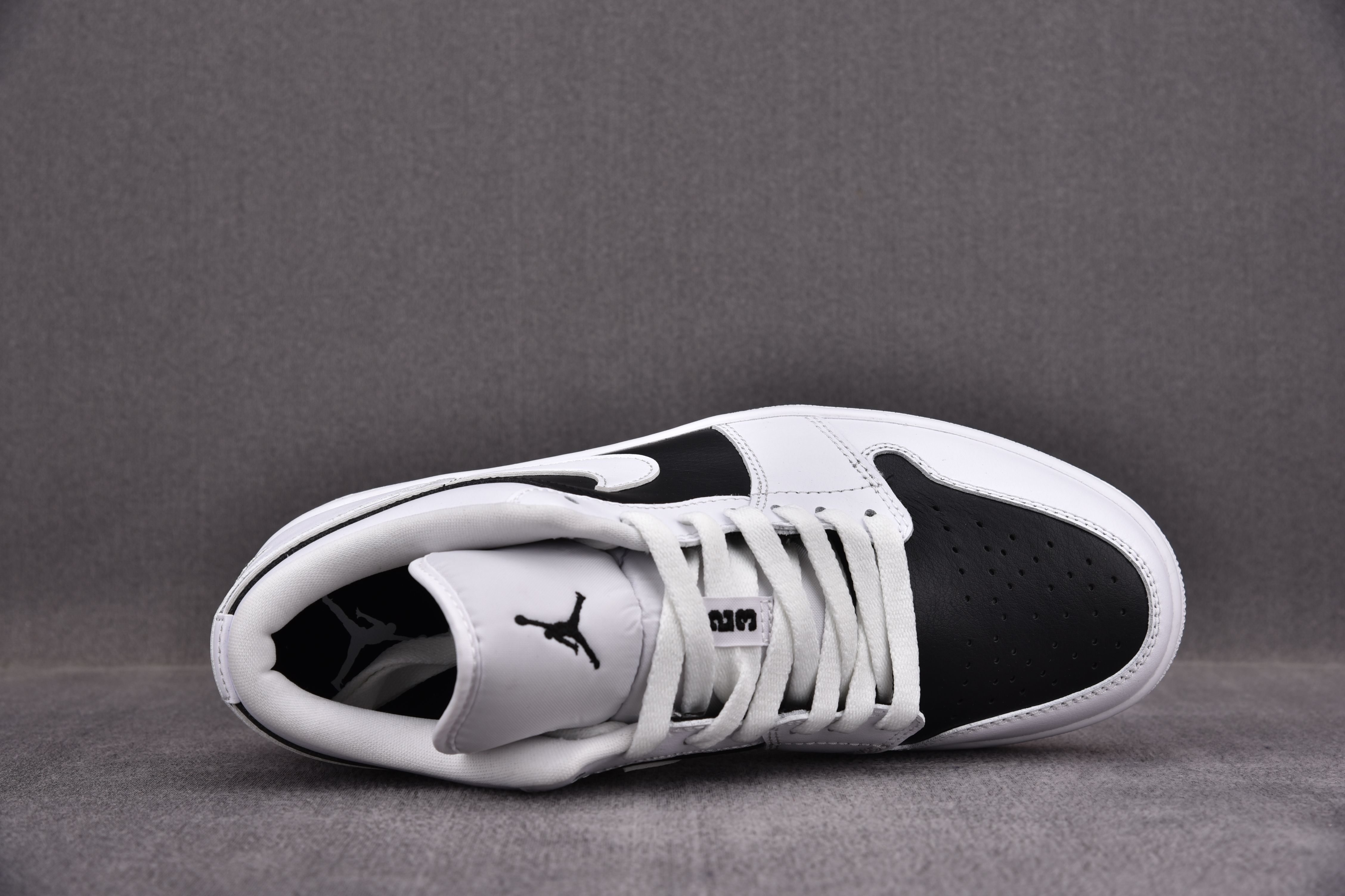 Jordan 1 Low Panda (Women Size!!)