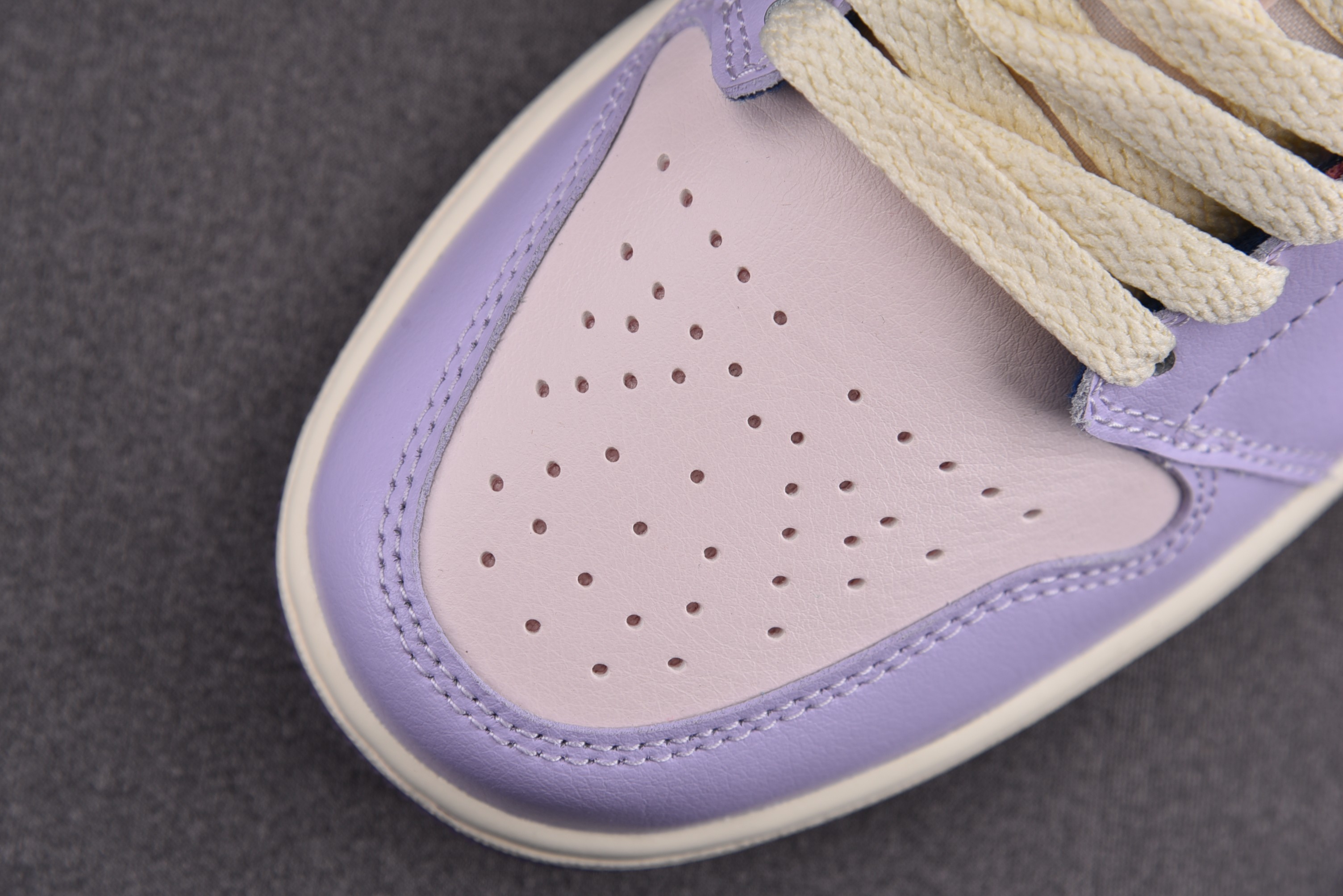 Jordan 1 Low Pastel Purple (Women Size!!)
