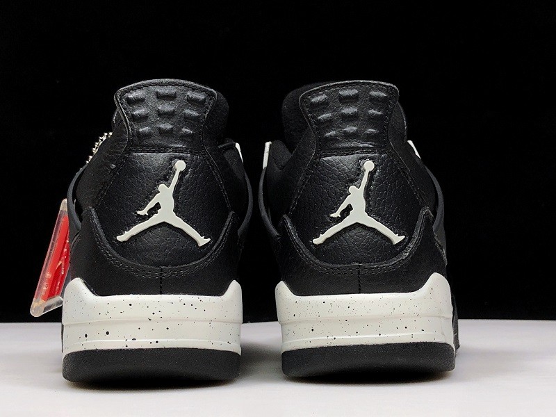 Jordan 4 Retro Oreo