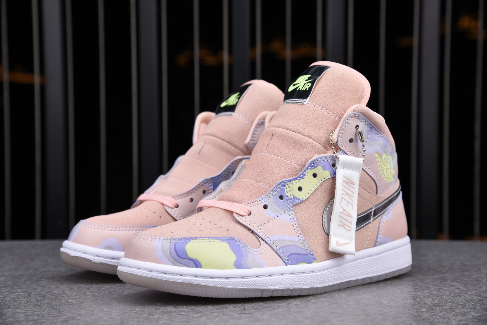 Jordan 1 Mid SE P(HER)SPECTIVE (Women Size!!)