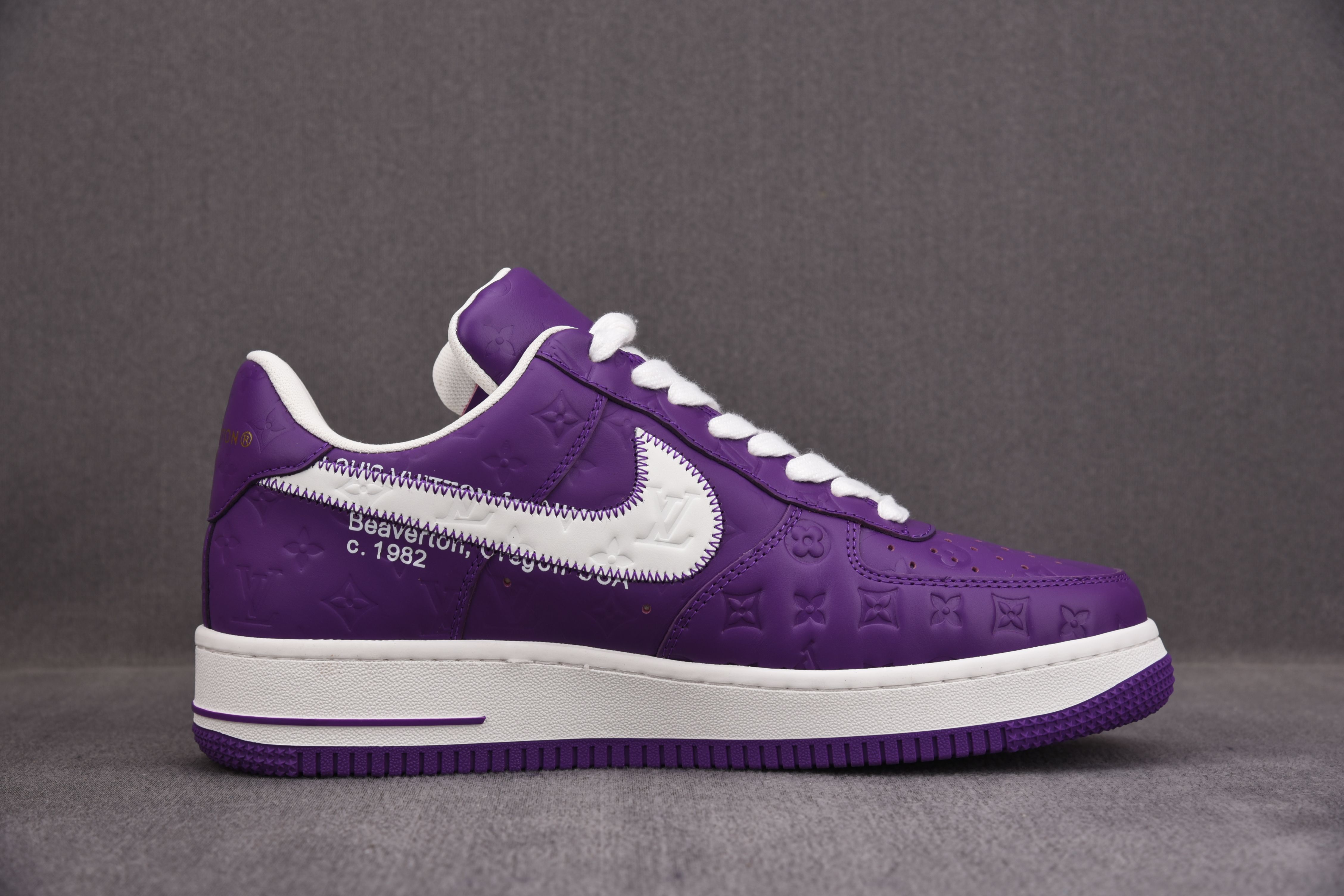 Nike Air Force 1 Low Louis Vuitton Purple White (Be careful about the size!!)
