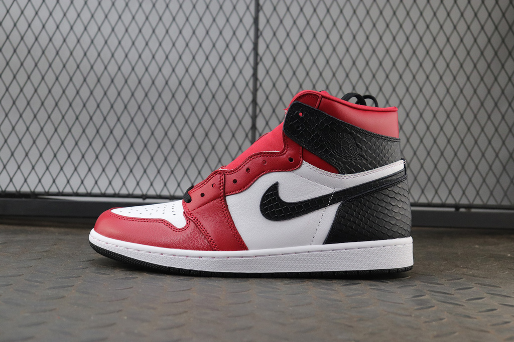 Jordan 1 High OG 'Satin Red' (WOMEN SIZE!!)