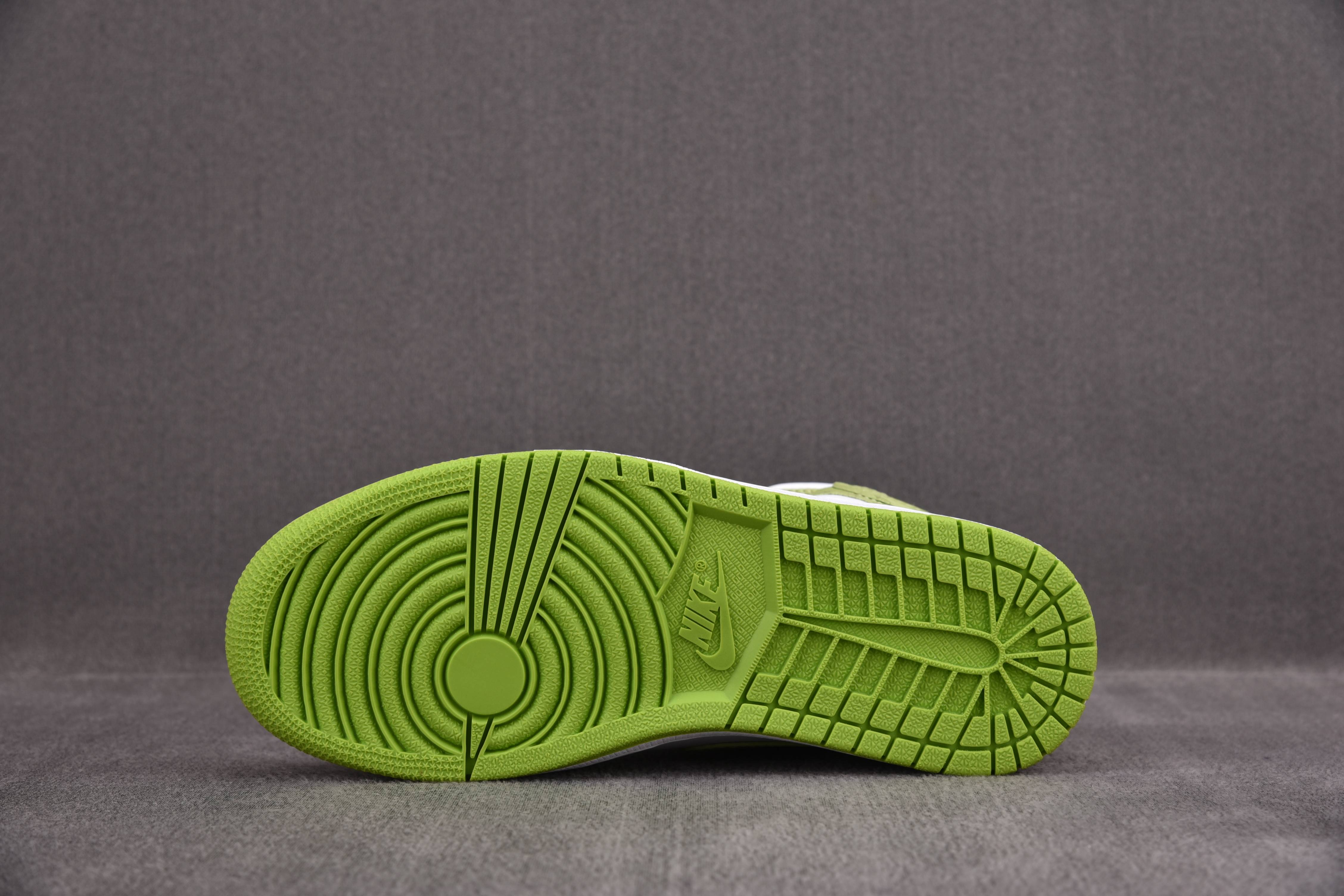 Jordan 1 Mid Green Python (Women Size!!)