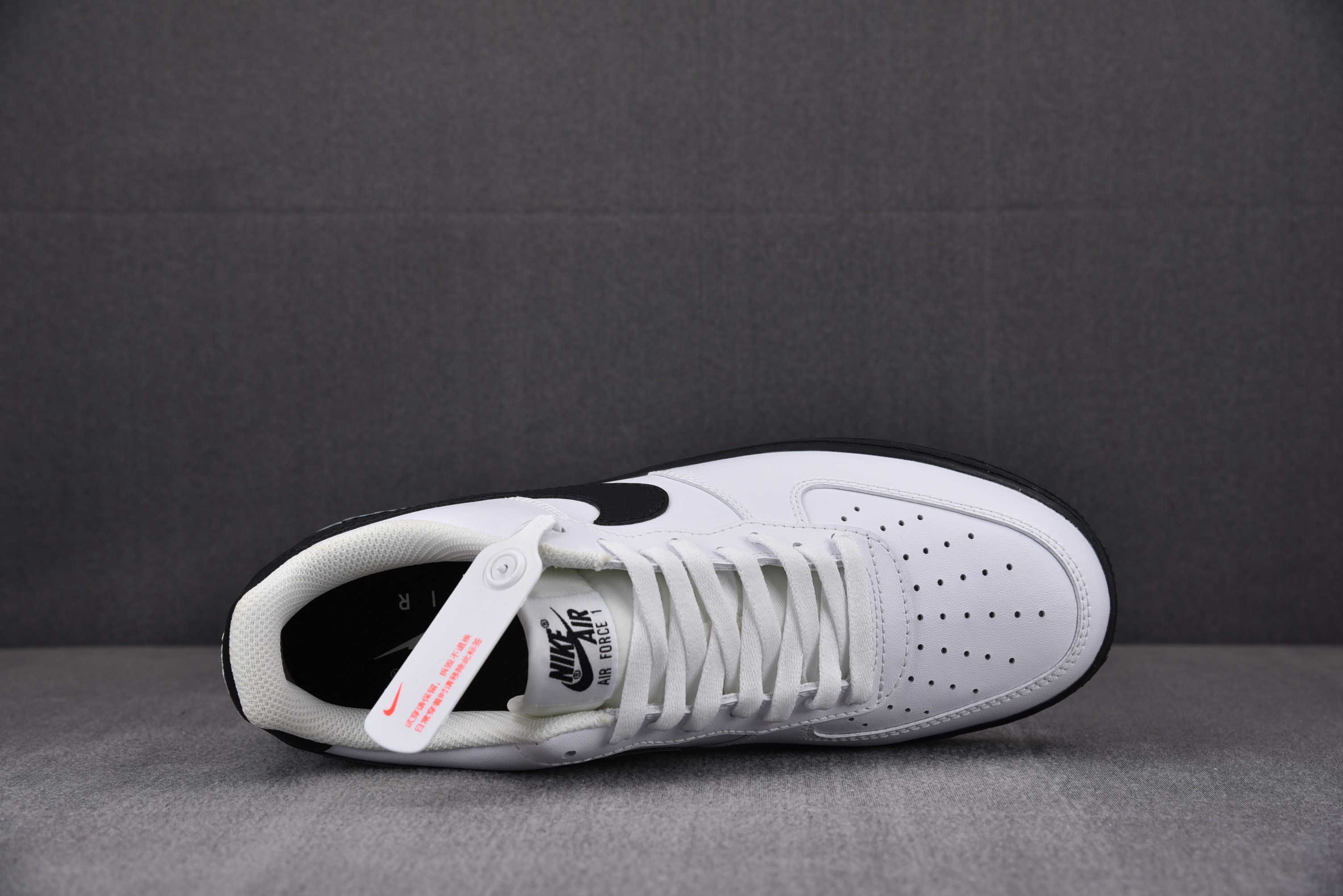 Nike Air Force 1 Low White Black Midsole