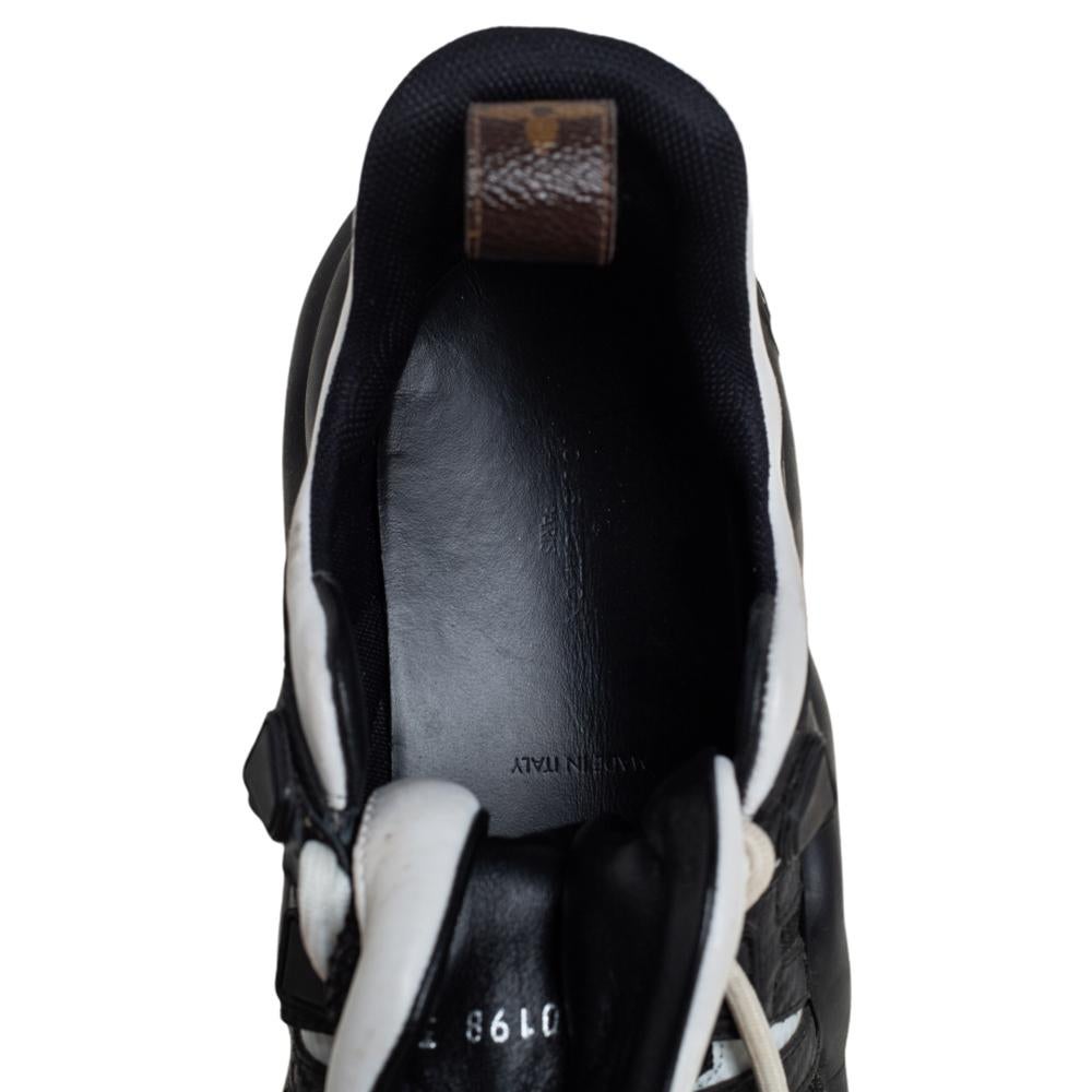 Louis Vuitton White/Black Leather And Mesh Archlight Sneakers