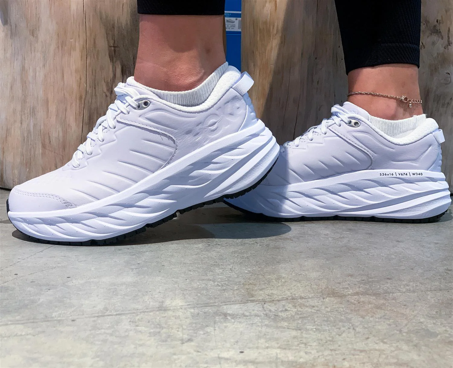 Hoka W BONDI SR White