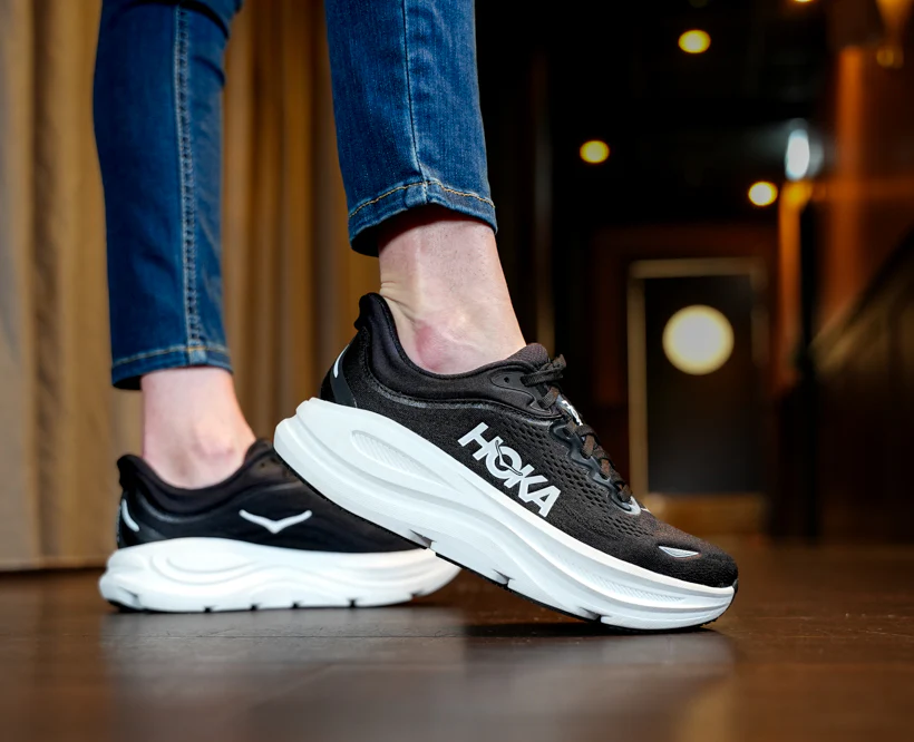 Hoka W BONDI 9 Black / White