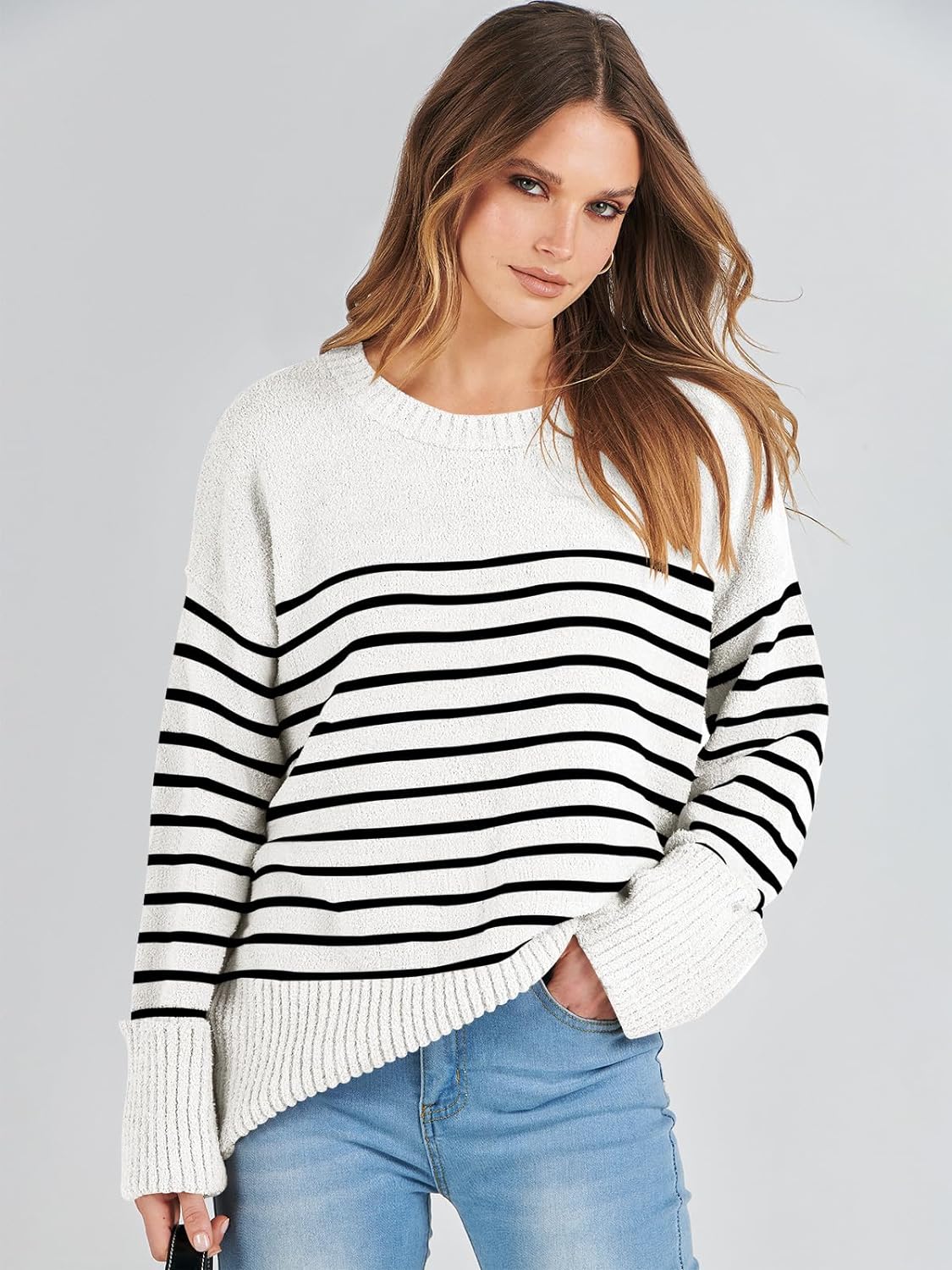 Women's Crewneck Long Sleeve Oversized Fuzzy Knit Chunky Warm Pullover Sweater Top