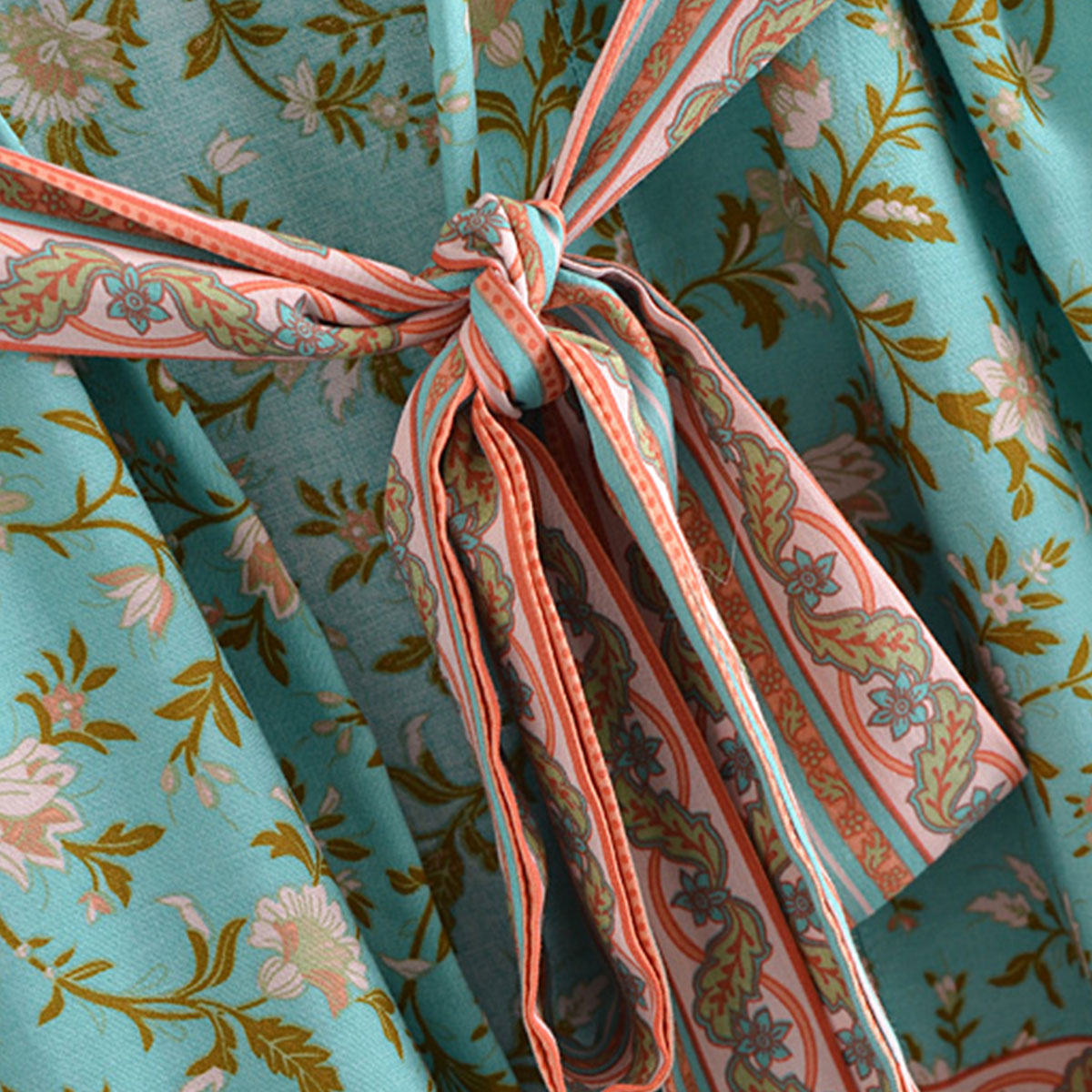 Senora Rose Boho Floral Print Short Robe