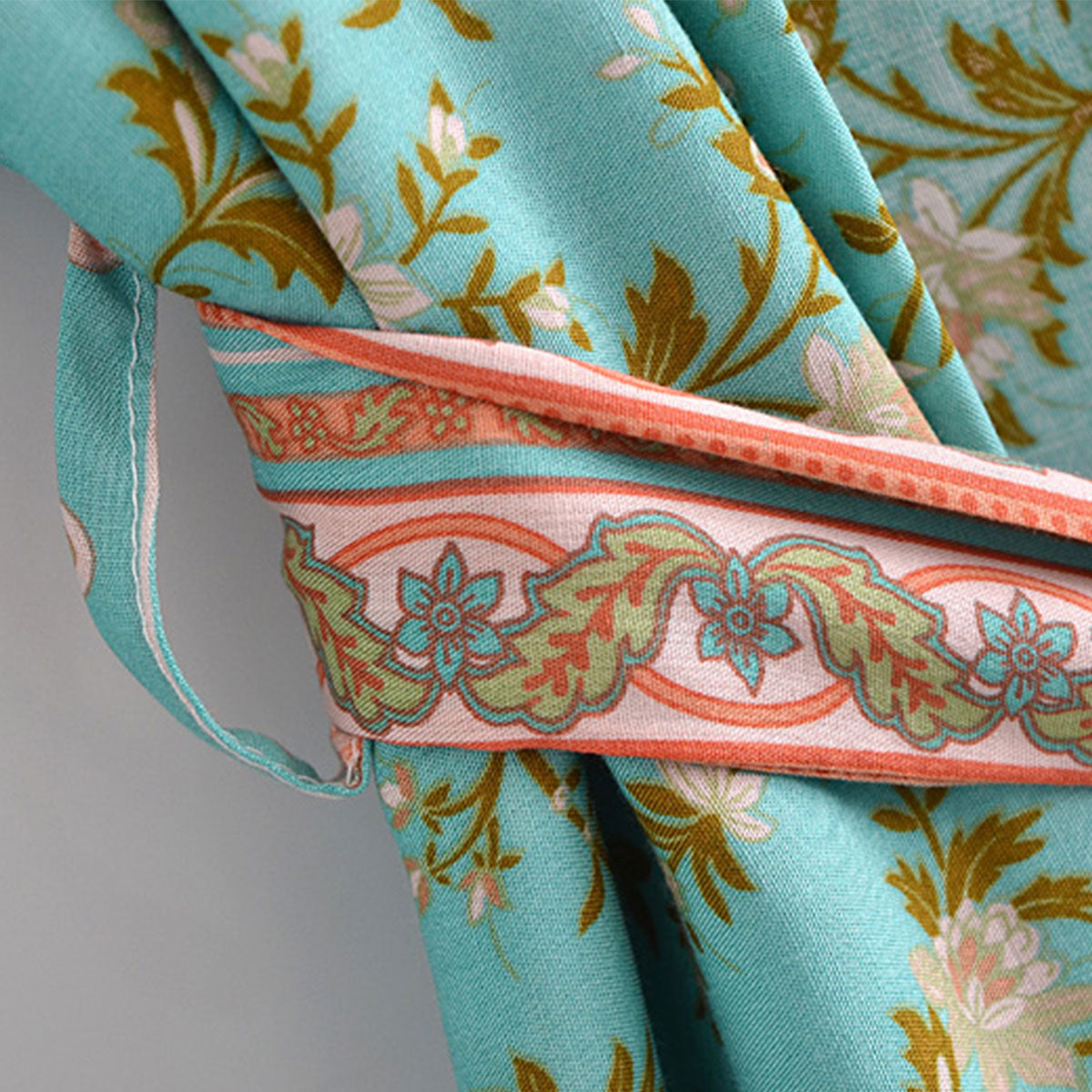 Senora Rose Boho Floral Print Short Robe