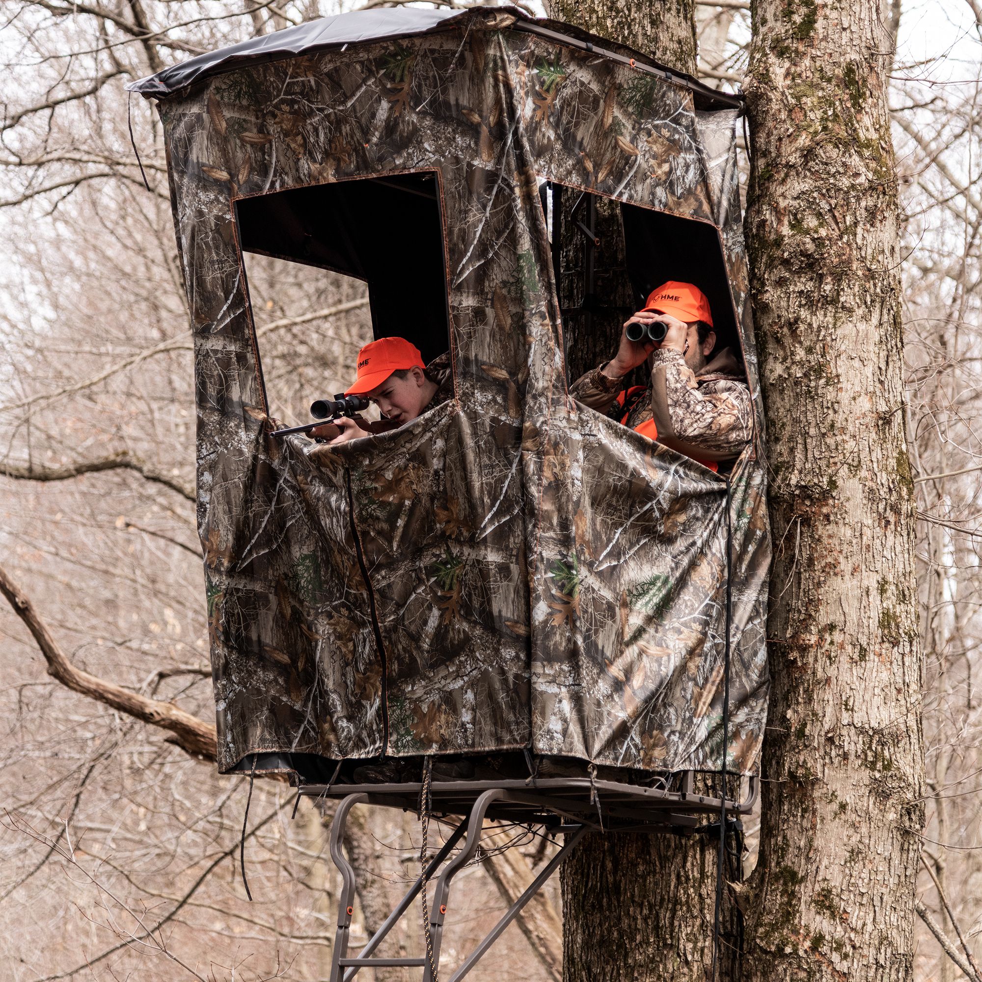 Rhino 2Person 17.5 ft. Ladder Stand with Enclosure Bass Pro Shops