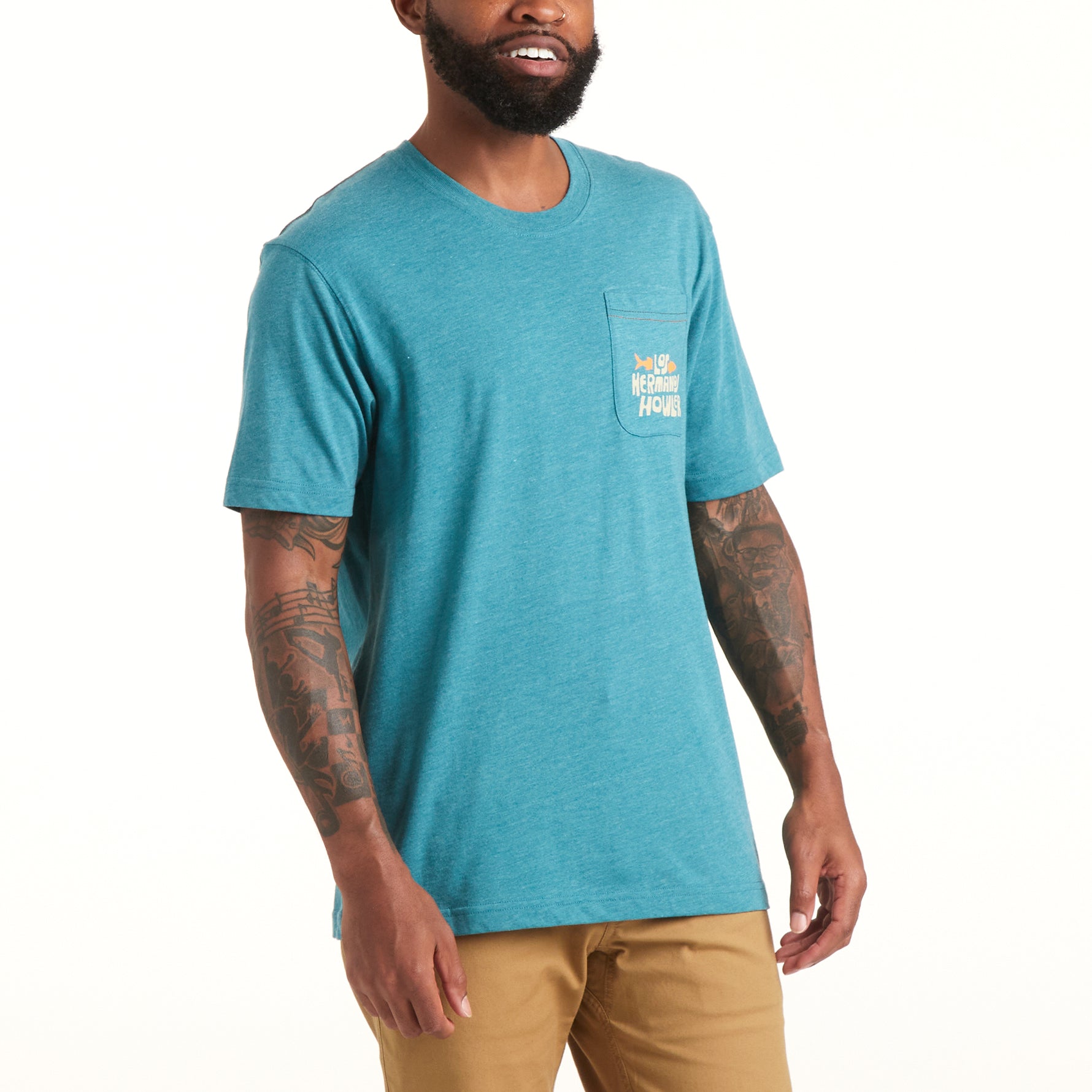 Los Hermanos Pescado Pocket T-Shirt
