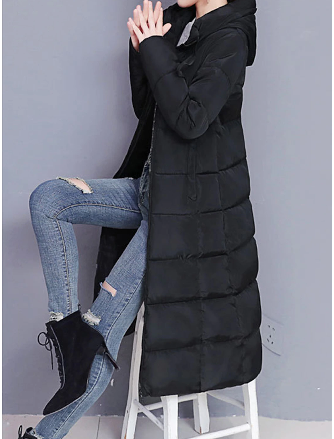 Women's Winter Coat Quilted Jacket Long Puffer Jacket Warm Windproof Parka with Pocket Zipper Hooded Outerwear Long Sleeve