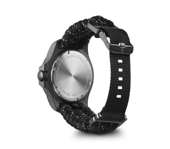 I.N.O.X. Carbon