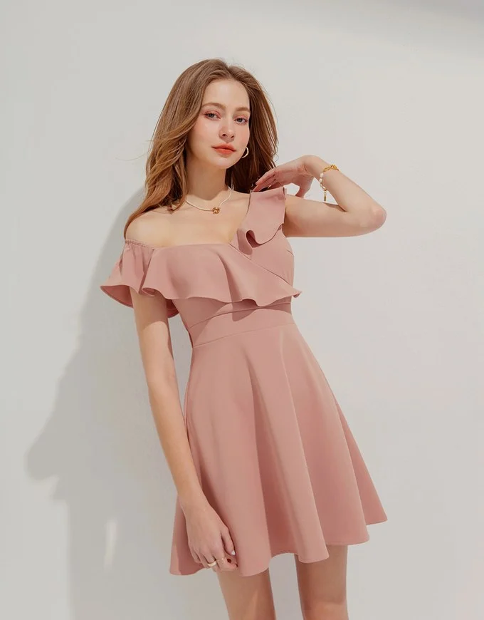 Slanted Shoulder Lotus Leaf Mini Dress