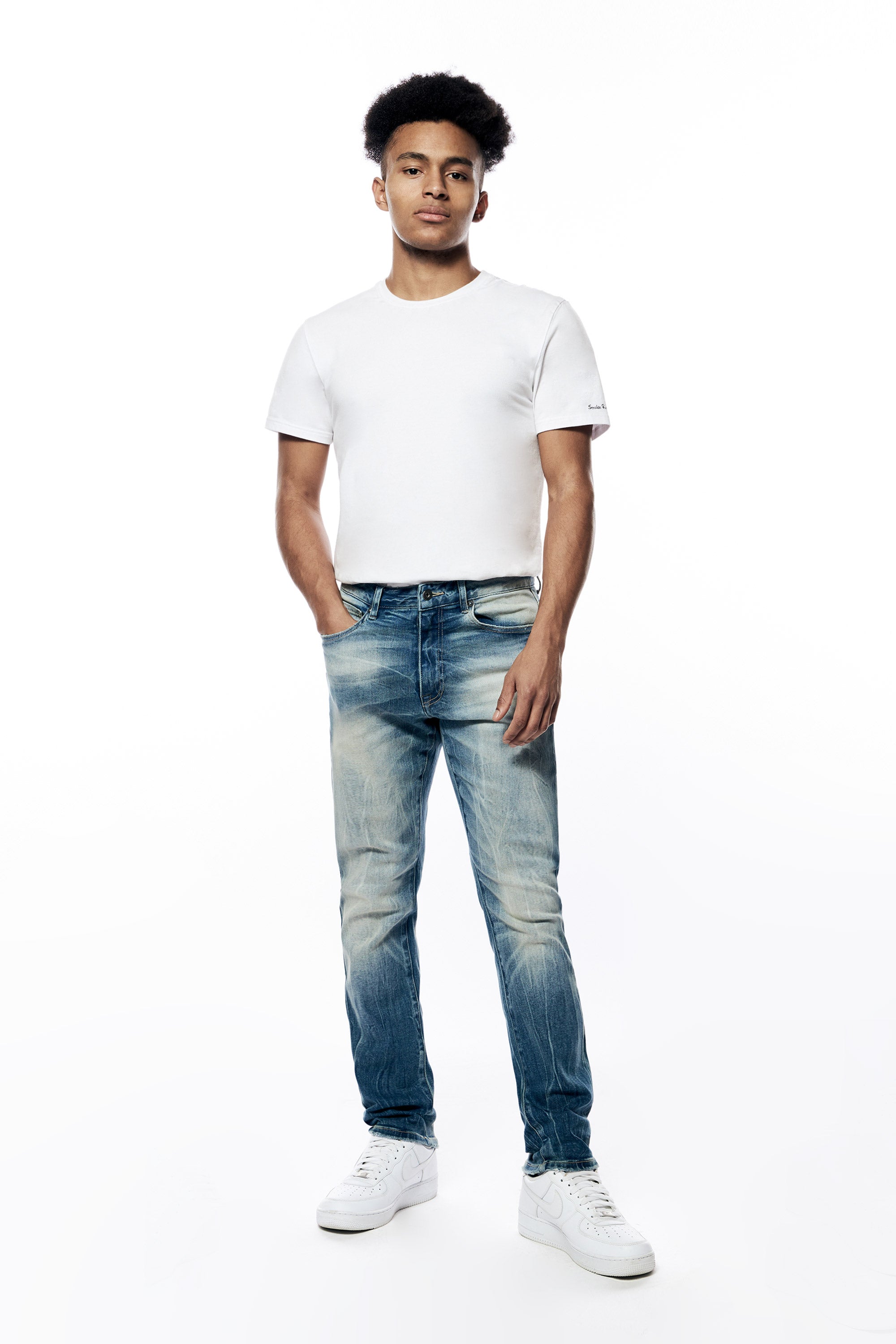 Essential Premium Washed Jeans
