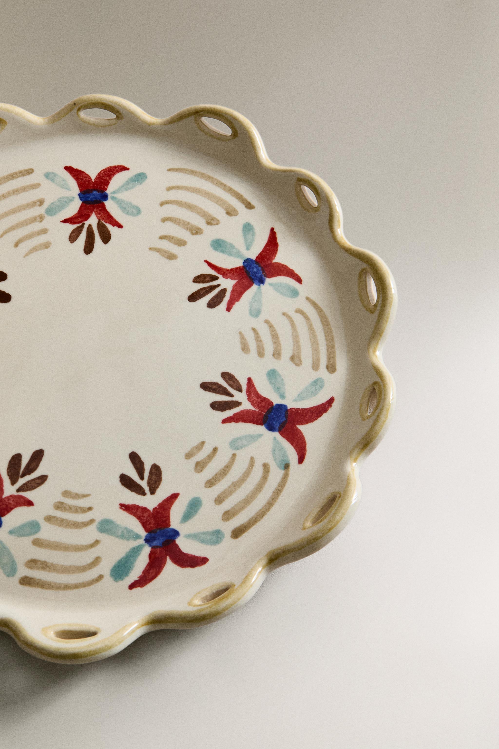 CERAMIC FLORAL DESSERT PLATE