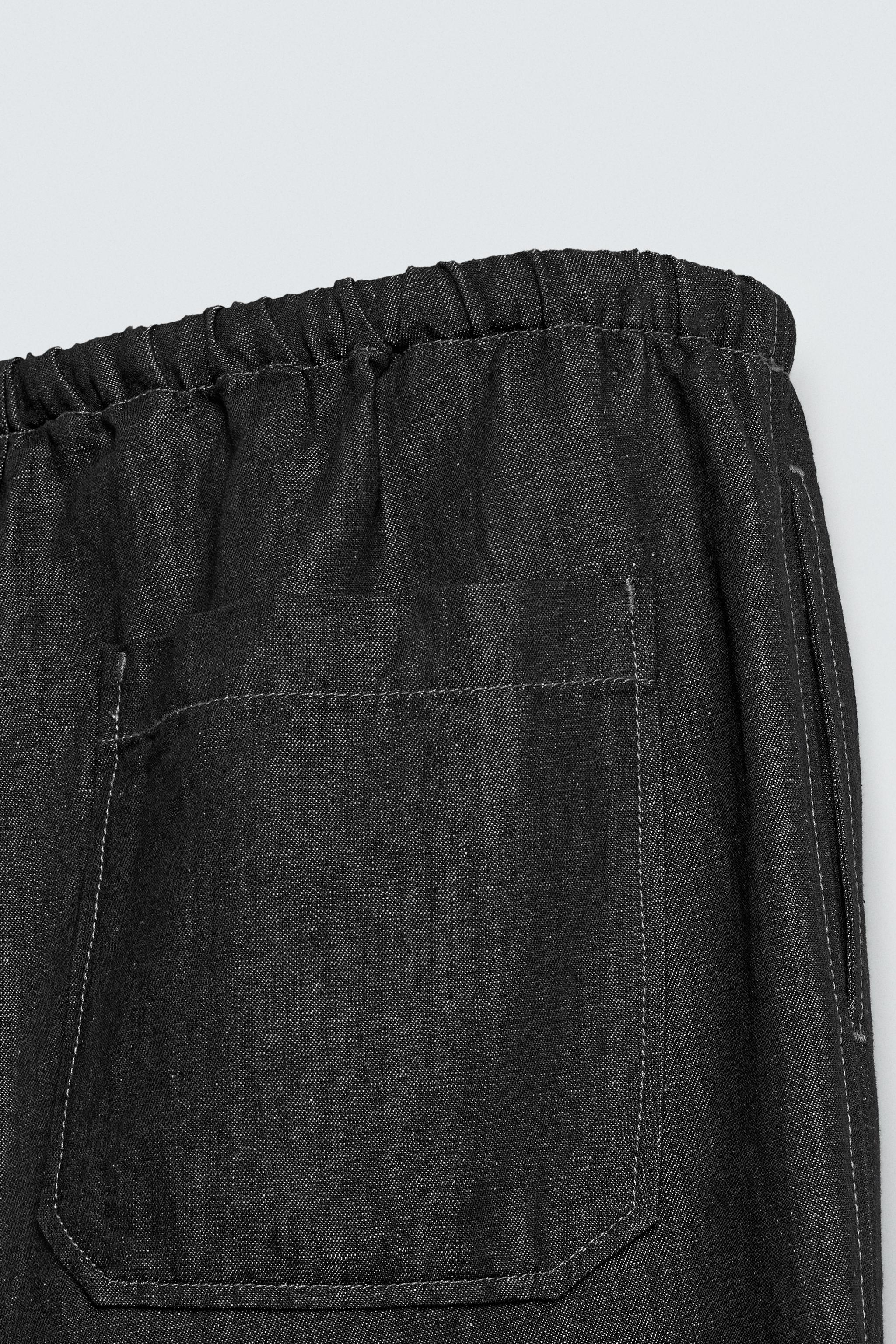 RELAXED FIT JOGGER JEANS