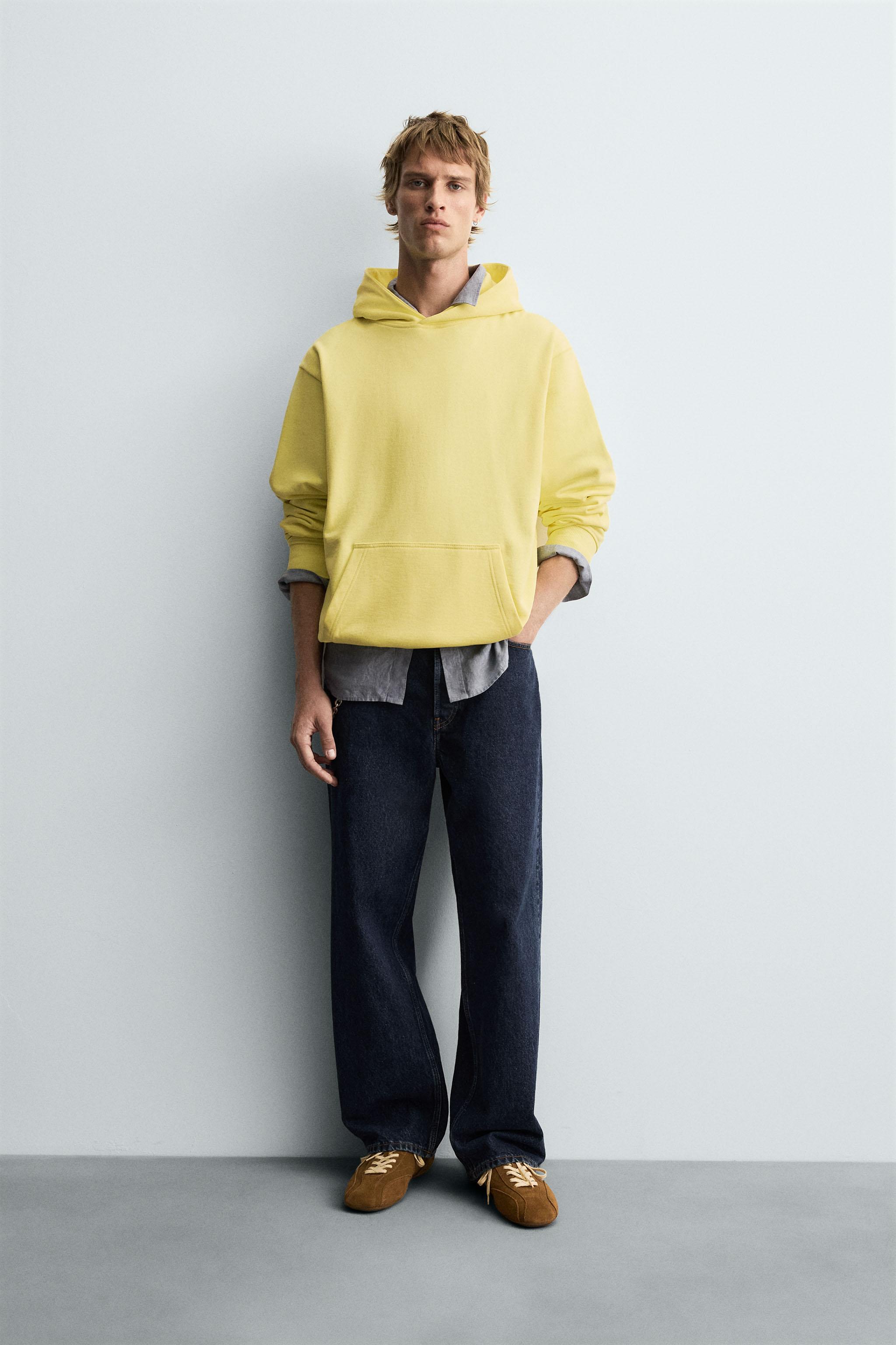 BASIC HOODIE SWEATSHIRT