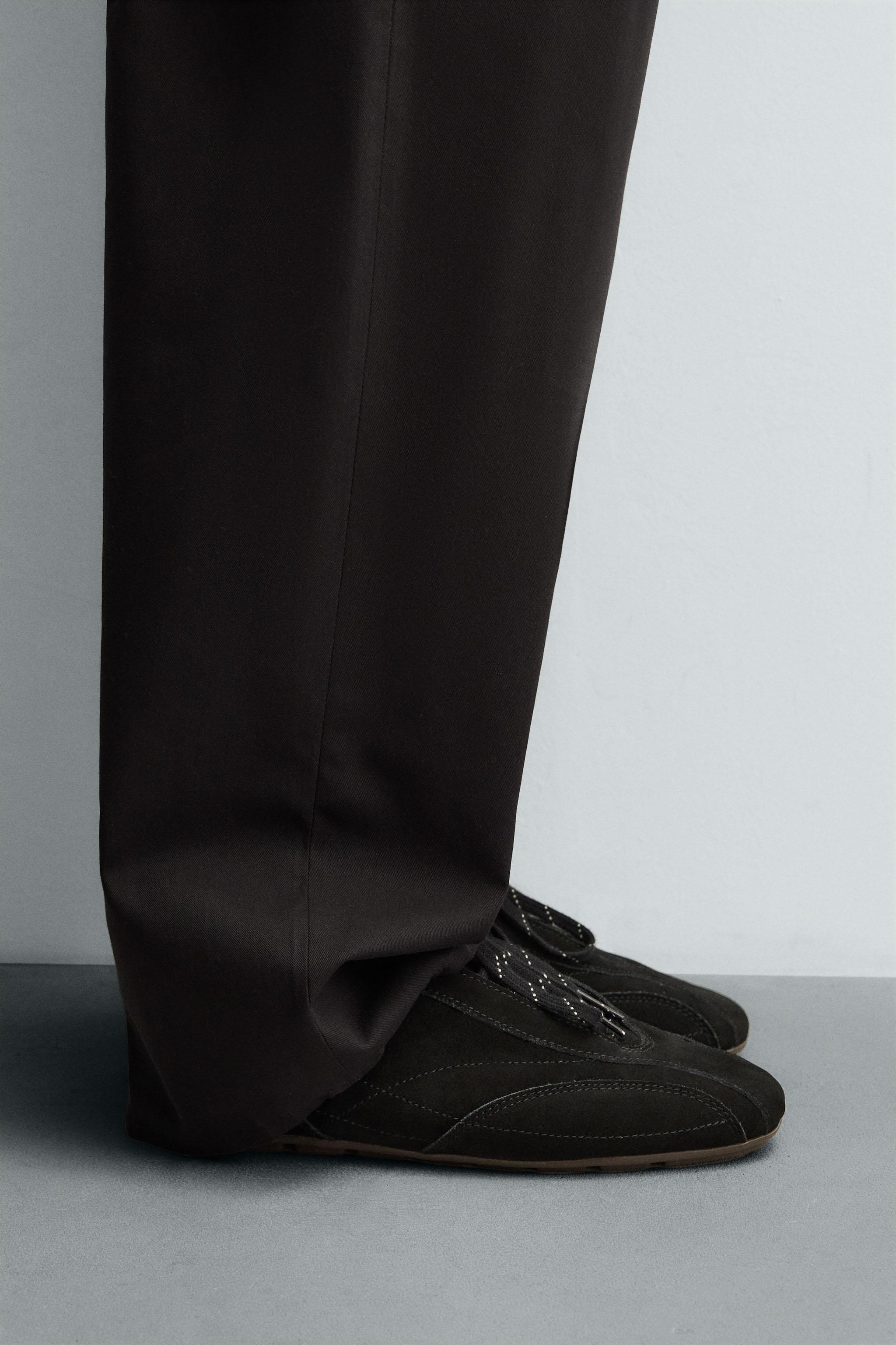 ULTRA-THIN SOLE LEATHER SNEAKERS