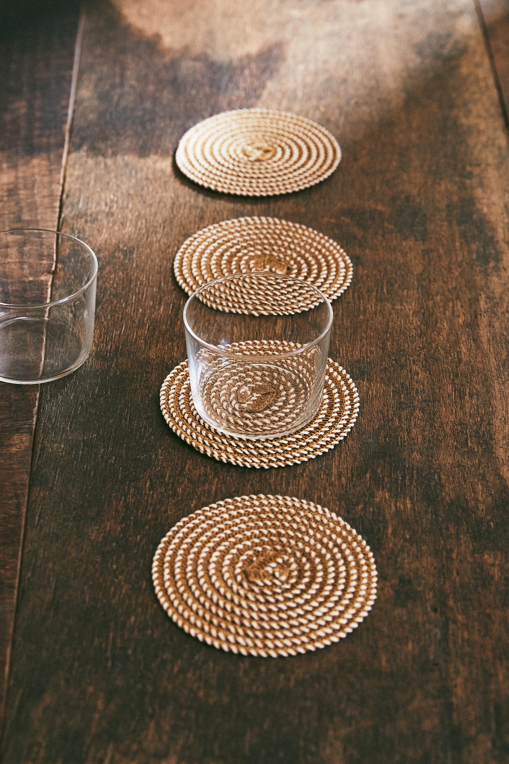 SET OF PAPER COASTERS (SET OF 4)