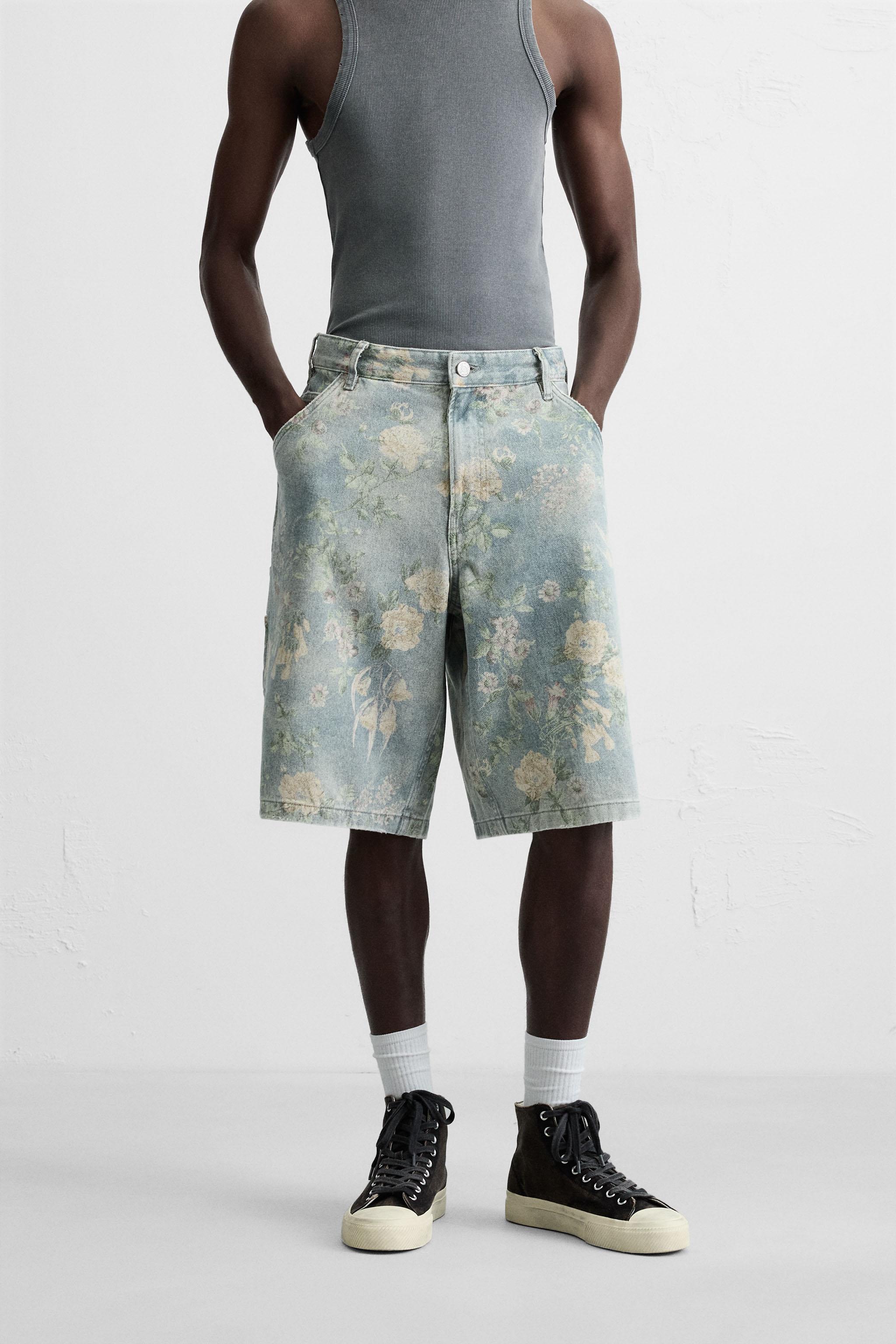 FLORAL PRINT CARPENTER POCKET BERMUDA SHORTS