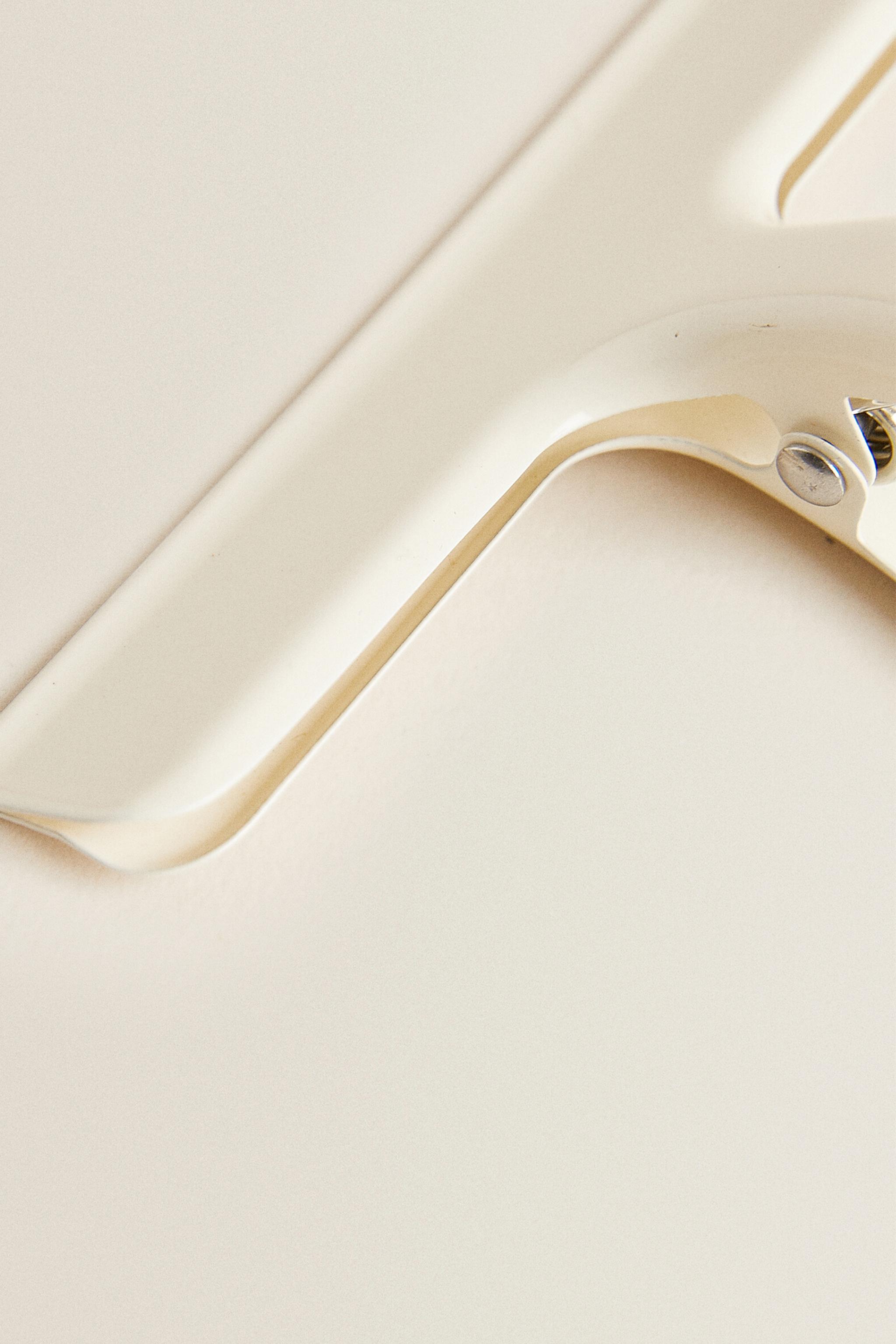 SET OF METAL CLIPS (SET OF 3)