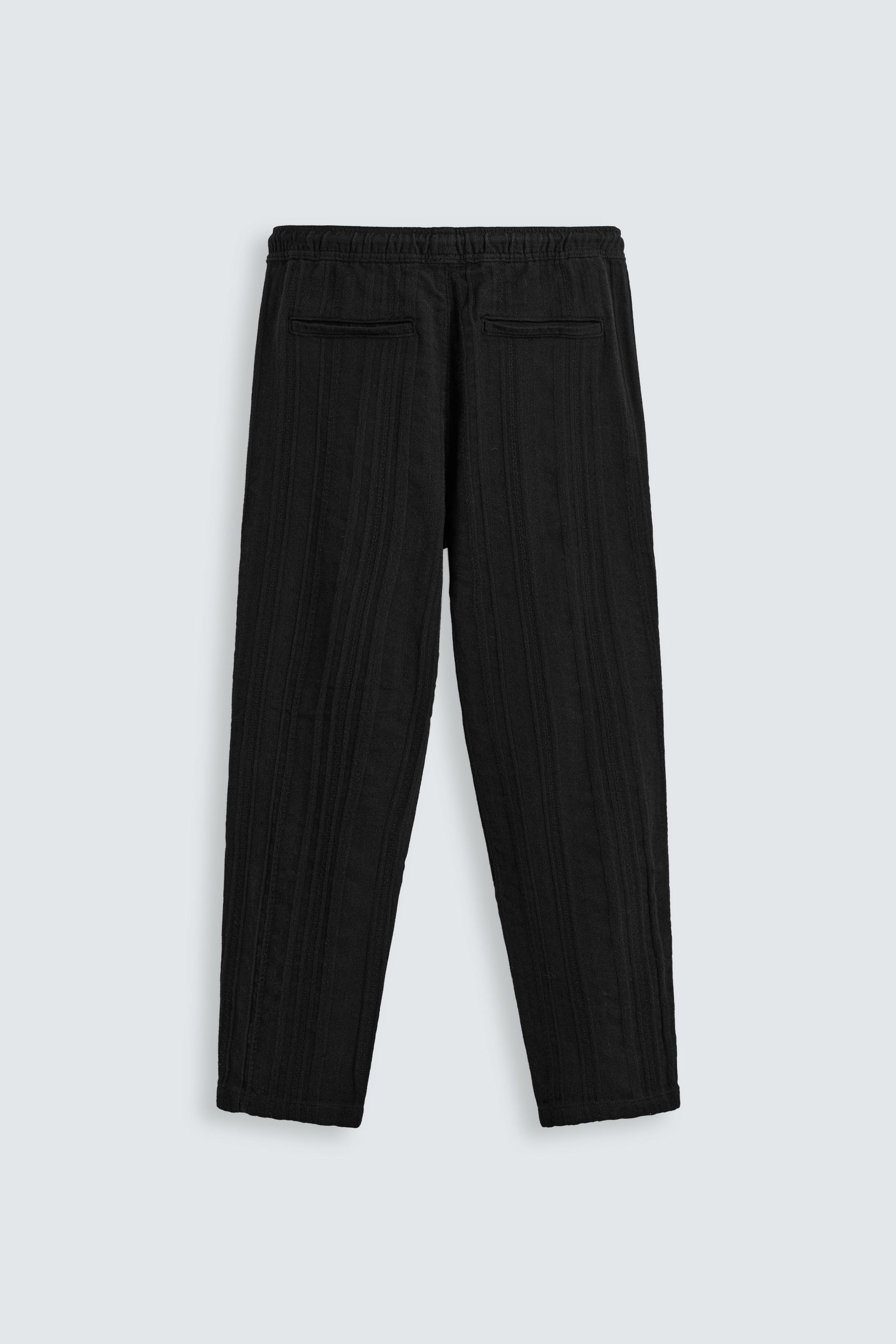 TEXTURED RELAXED FIT PANTS