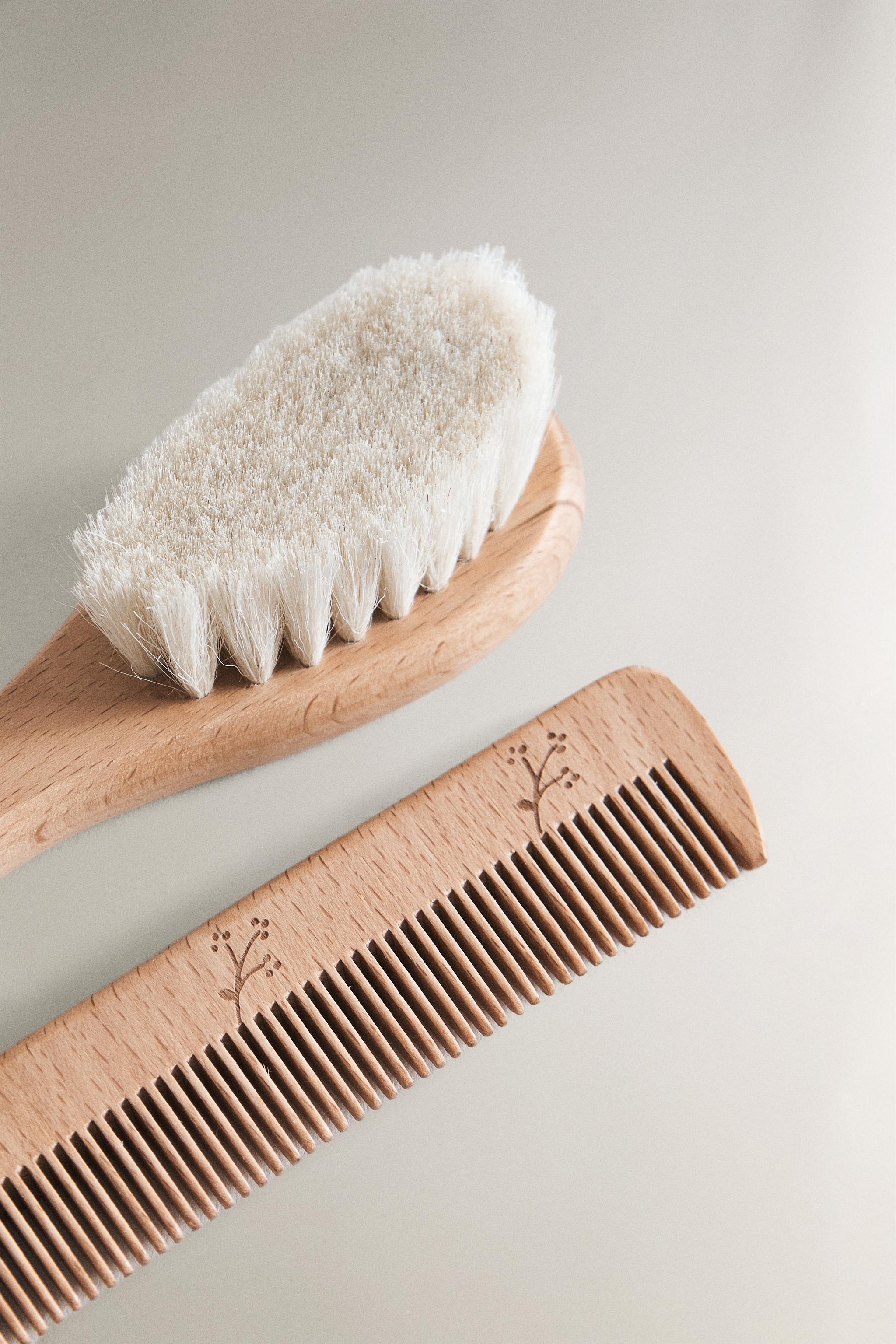 FLORAL BRUSH AND COMB SET