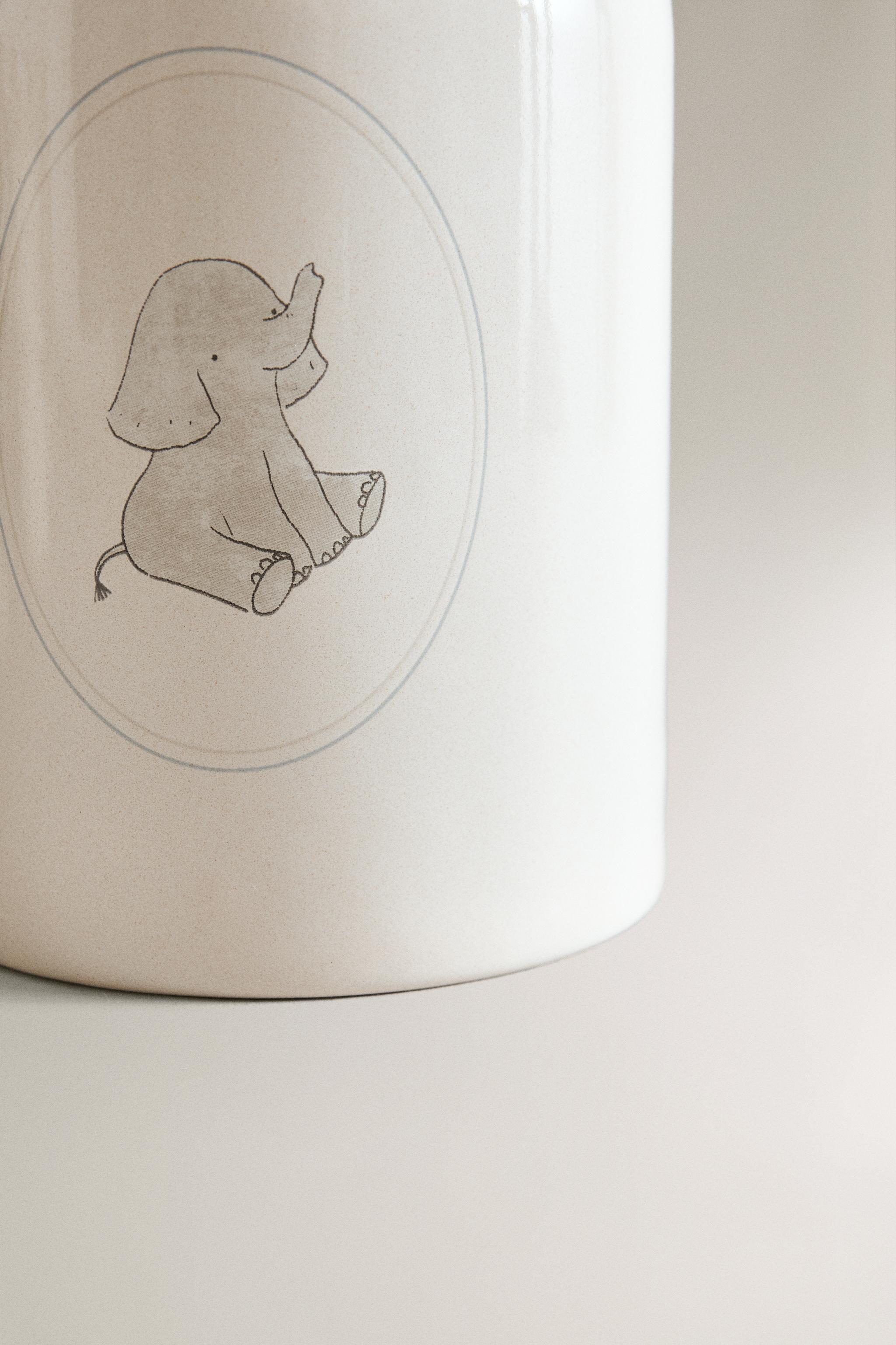 CHILDREN'S ELEPHANT SOAP DISPENSER