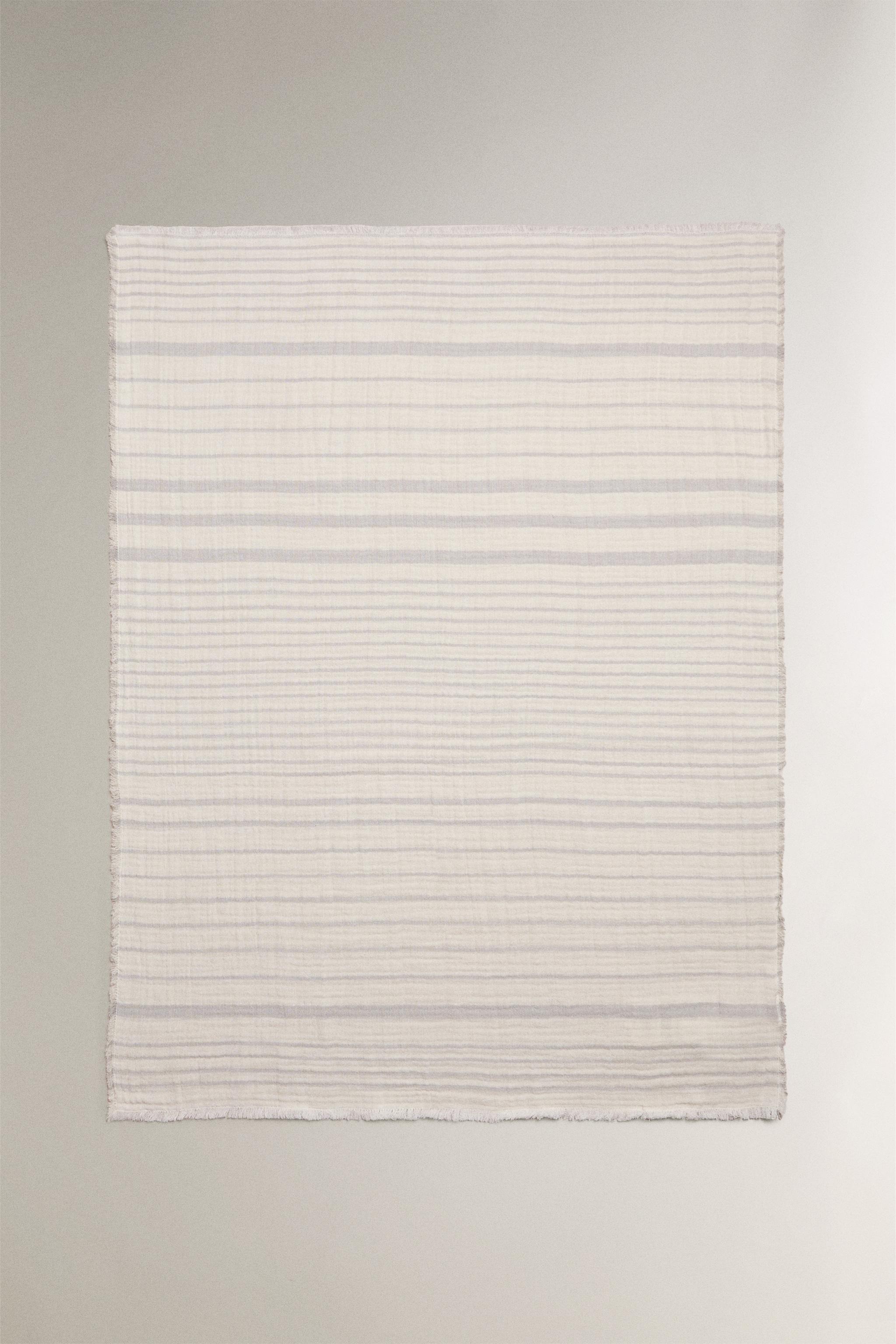 CHILDREN'S STRIPED MUSLIN BLANKET