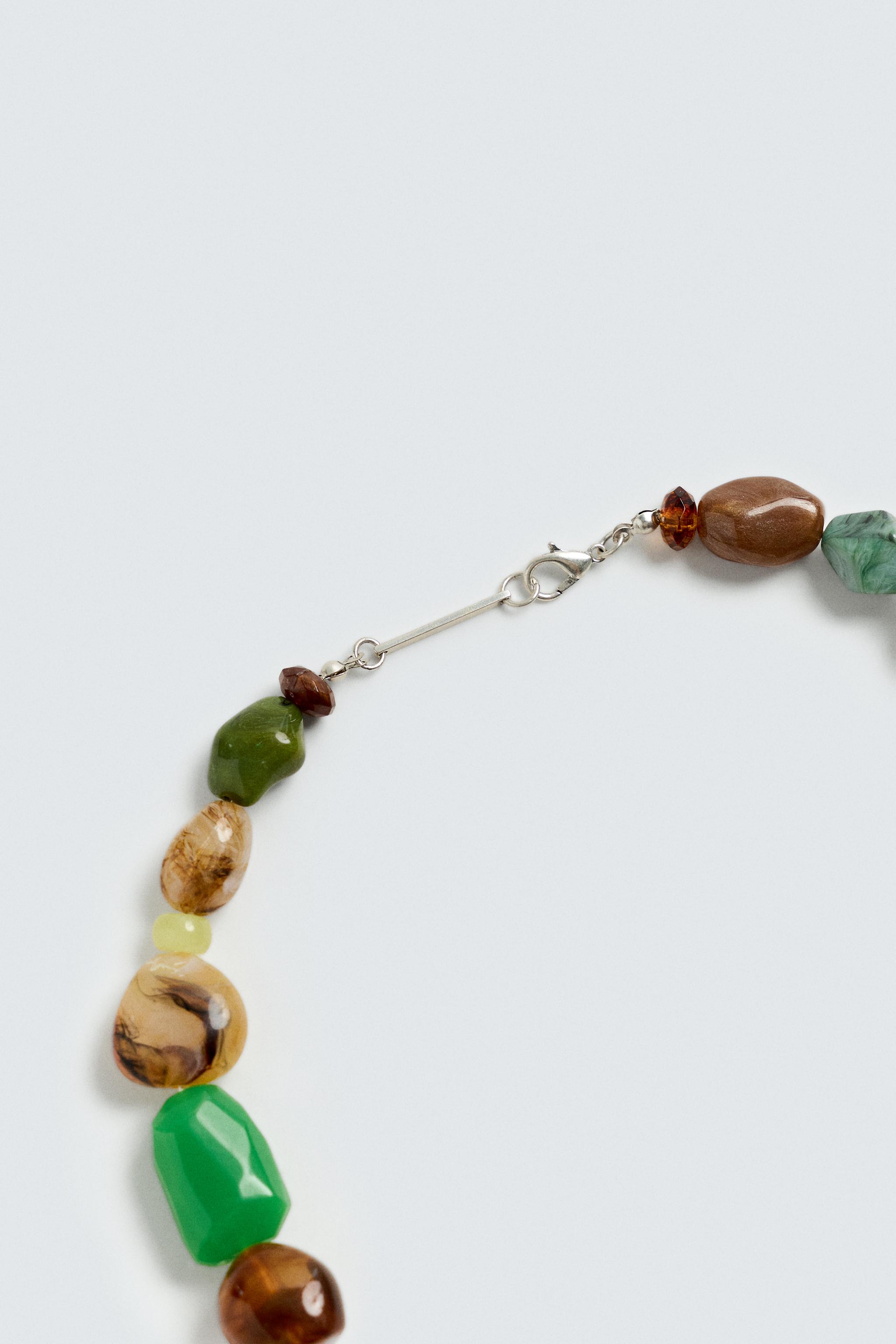 CONTRAST BEAD NECKLACE