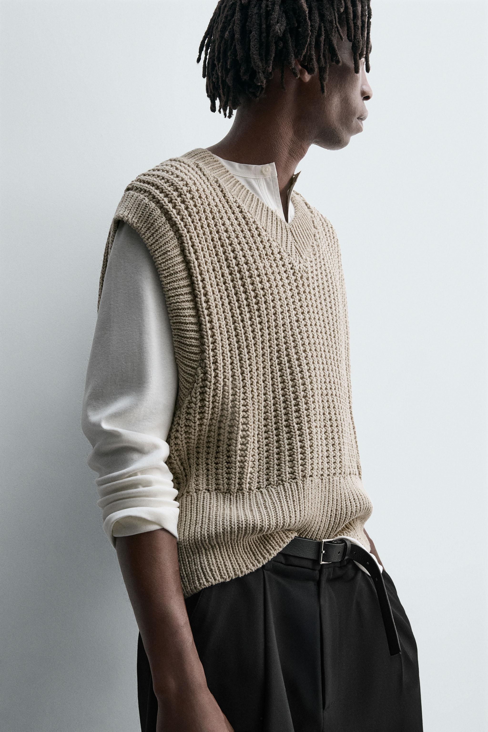 BOXY FIT KNIT VEST