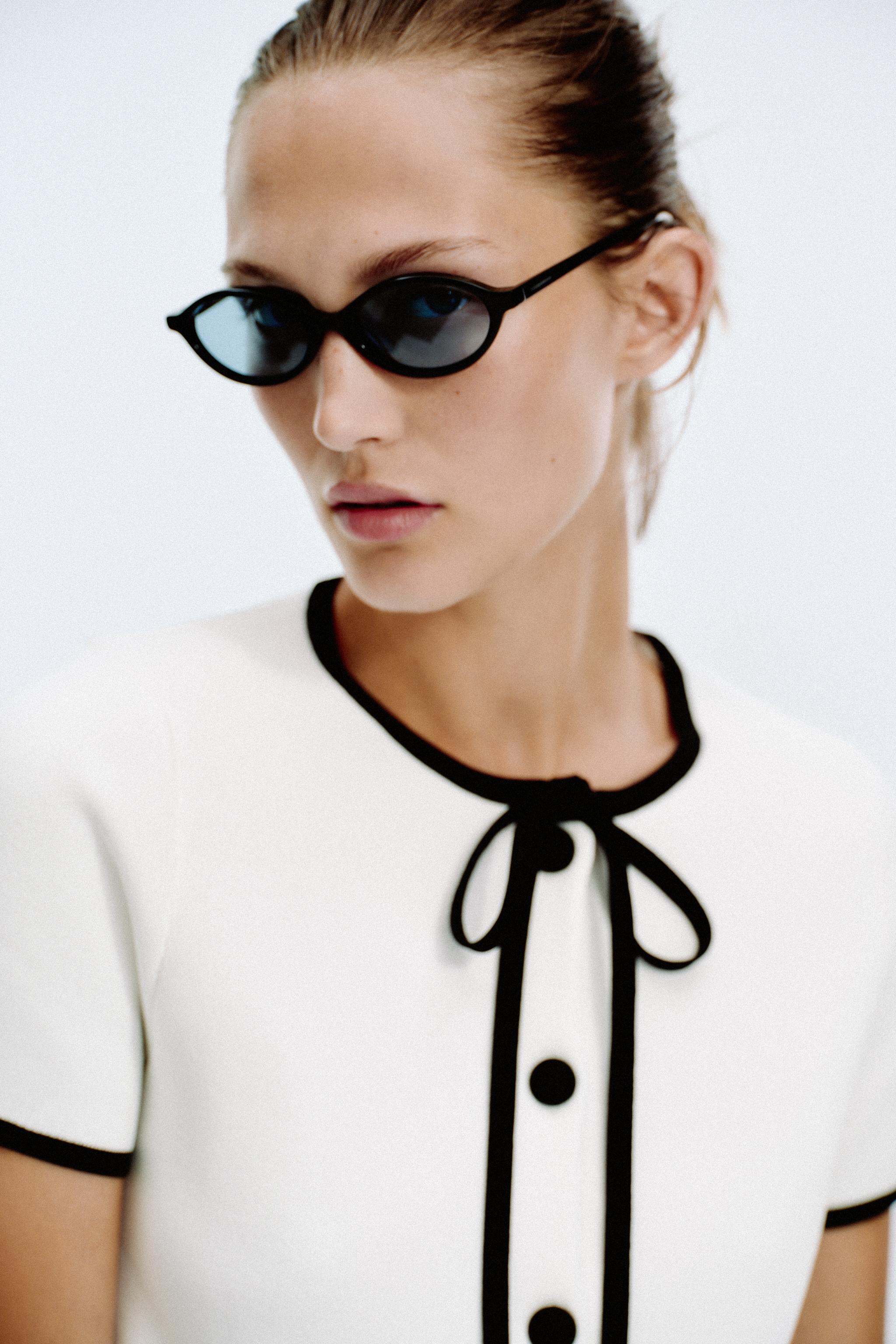 CONTRAST TRIM CARDIGAN