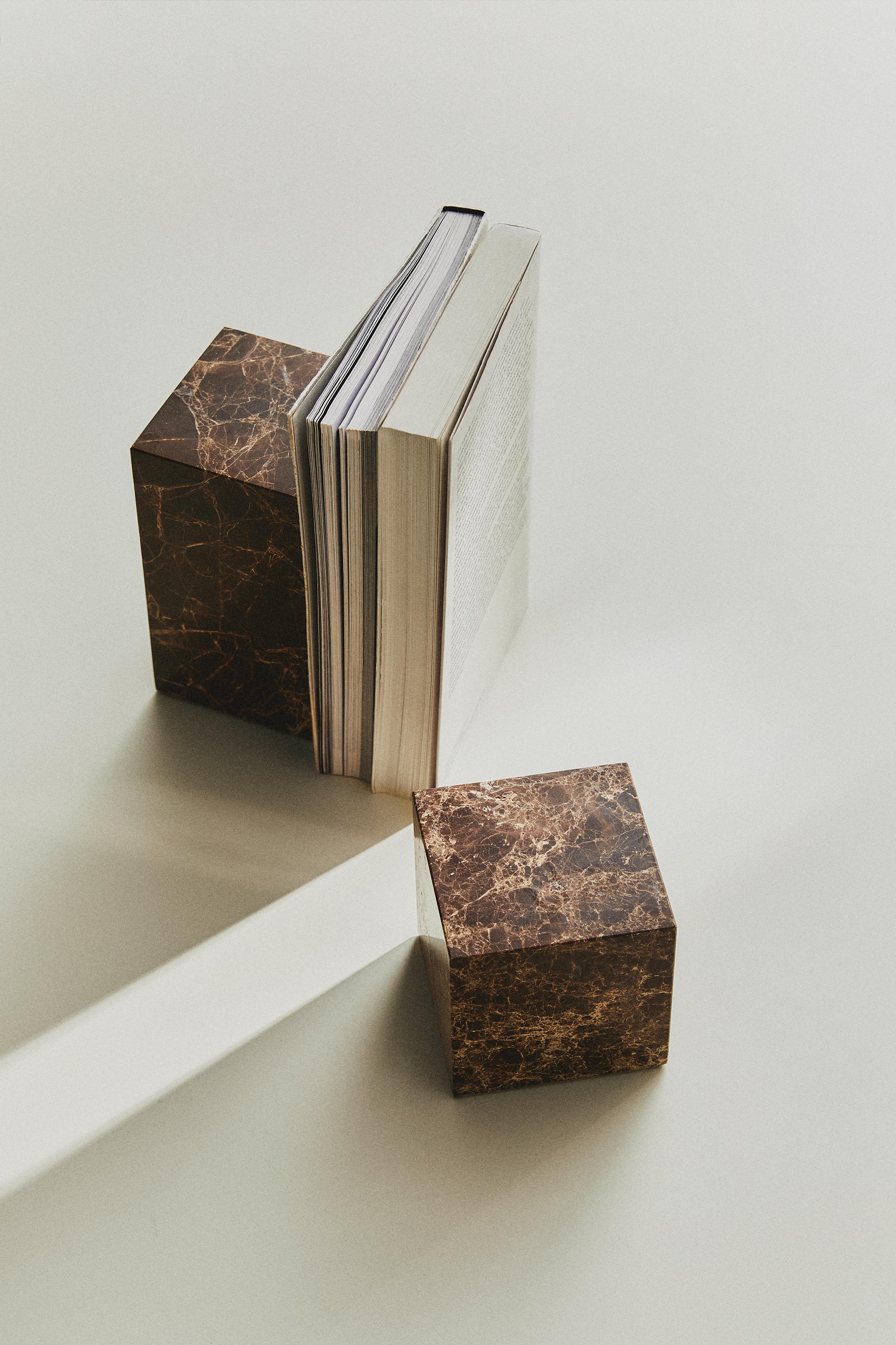 MARBLE BOOKEND