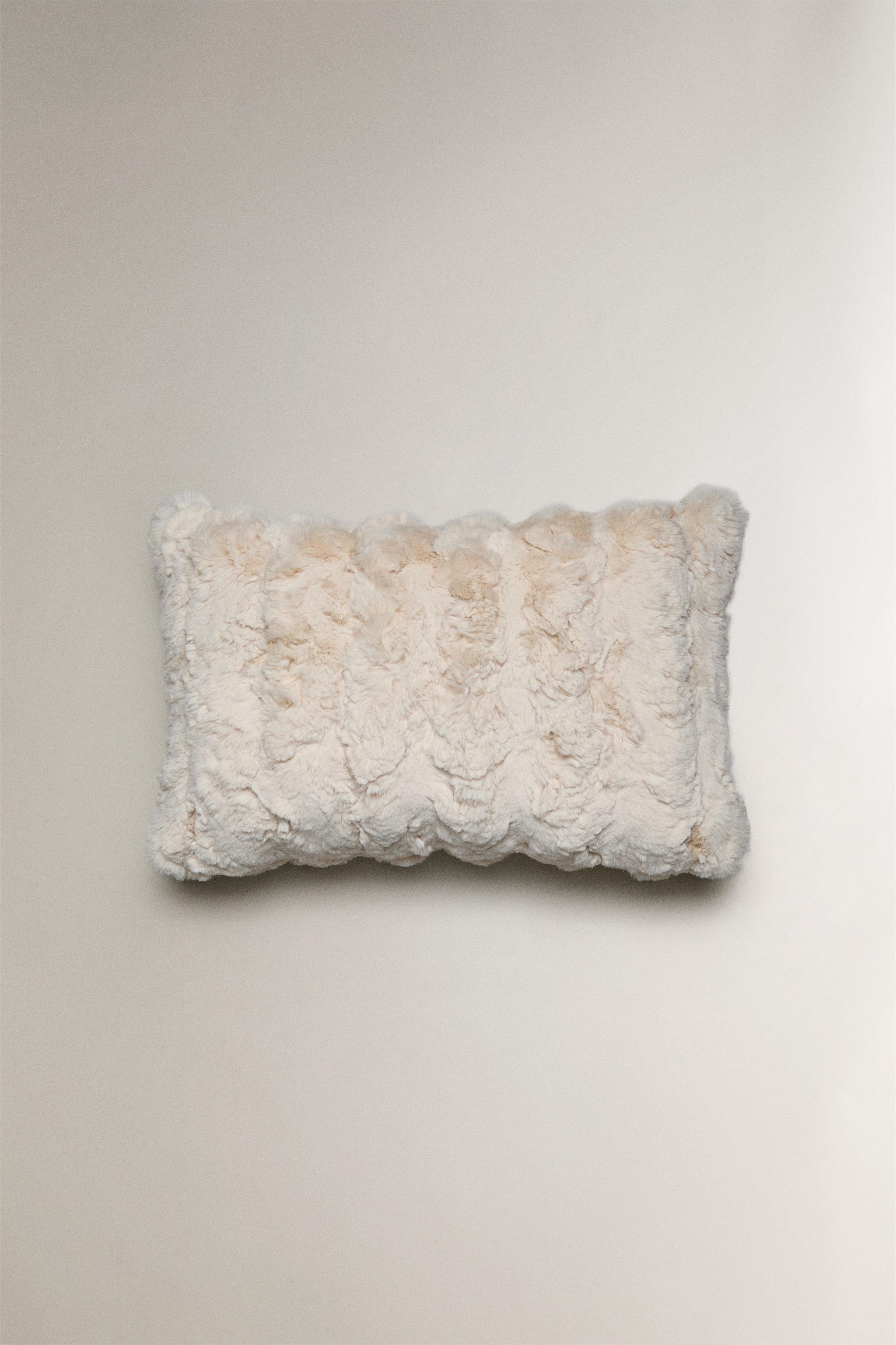 FAUX FUR THROW PILLOW COVER