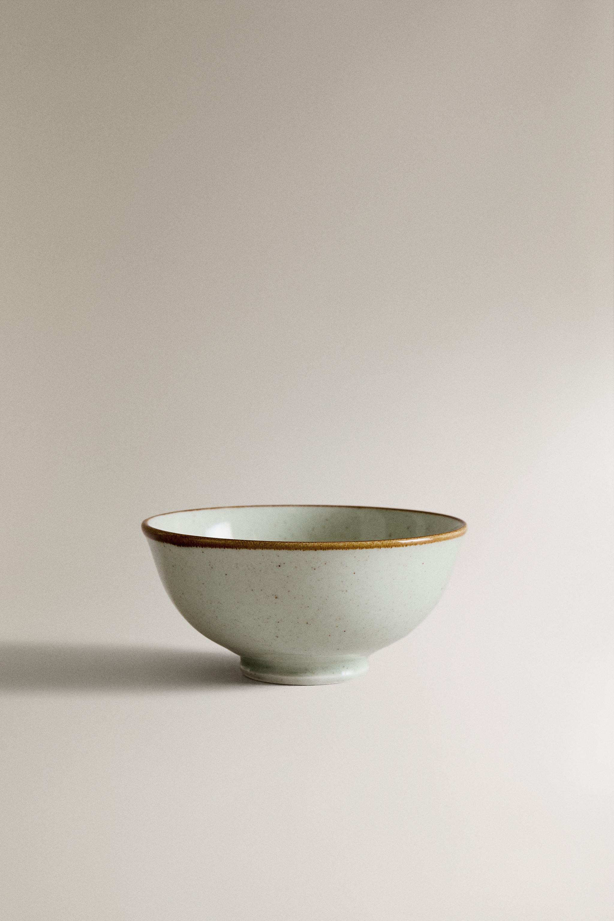 PORCELAIN MINI BOWL WITH ANTIQUE FINISH RIM