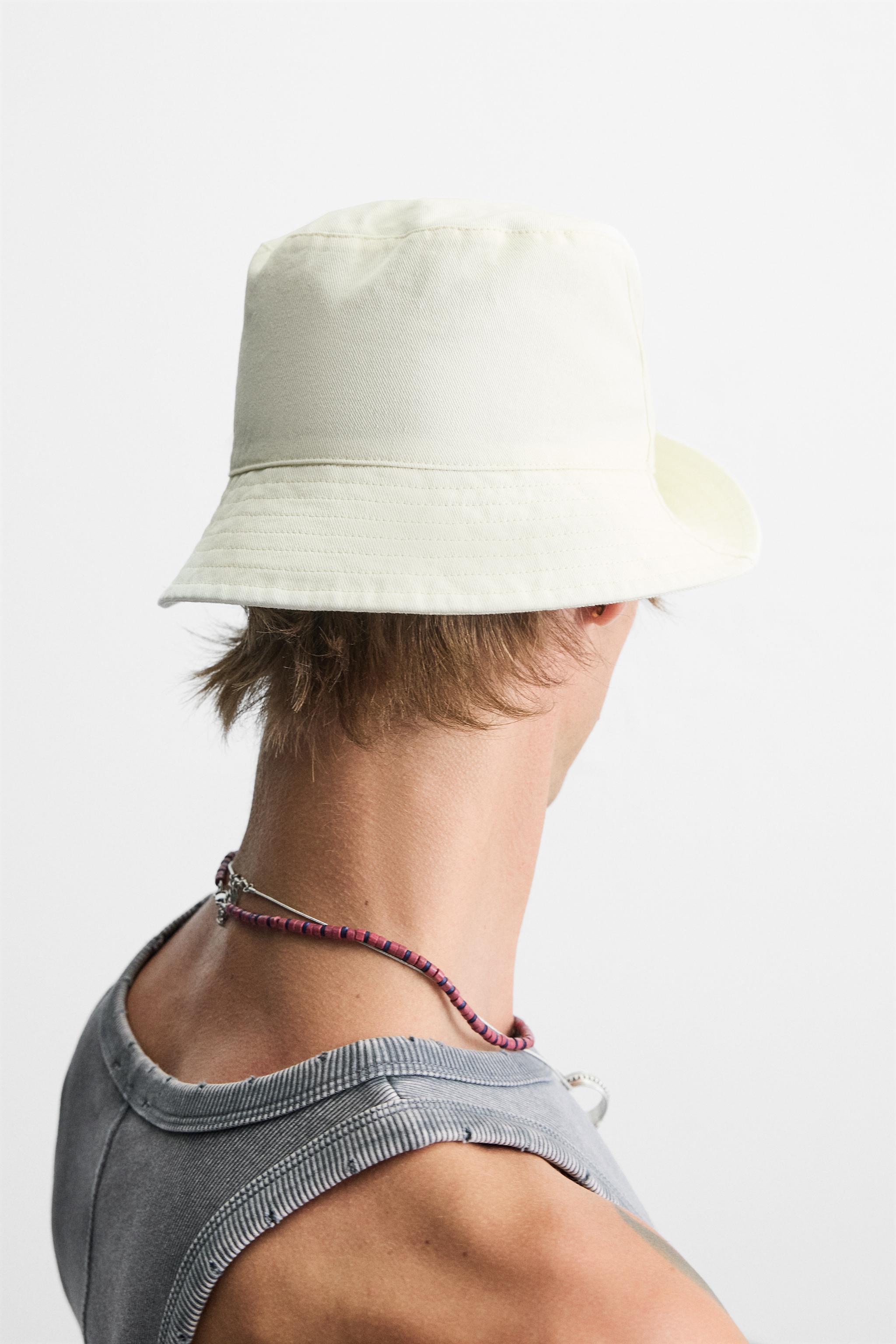 CONTRAST EMBROIDERY BUCKET HAT