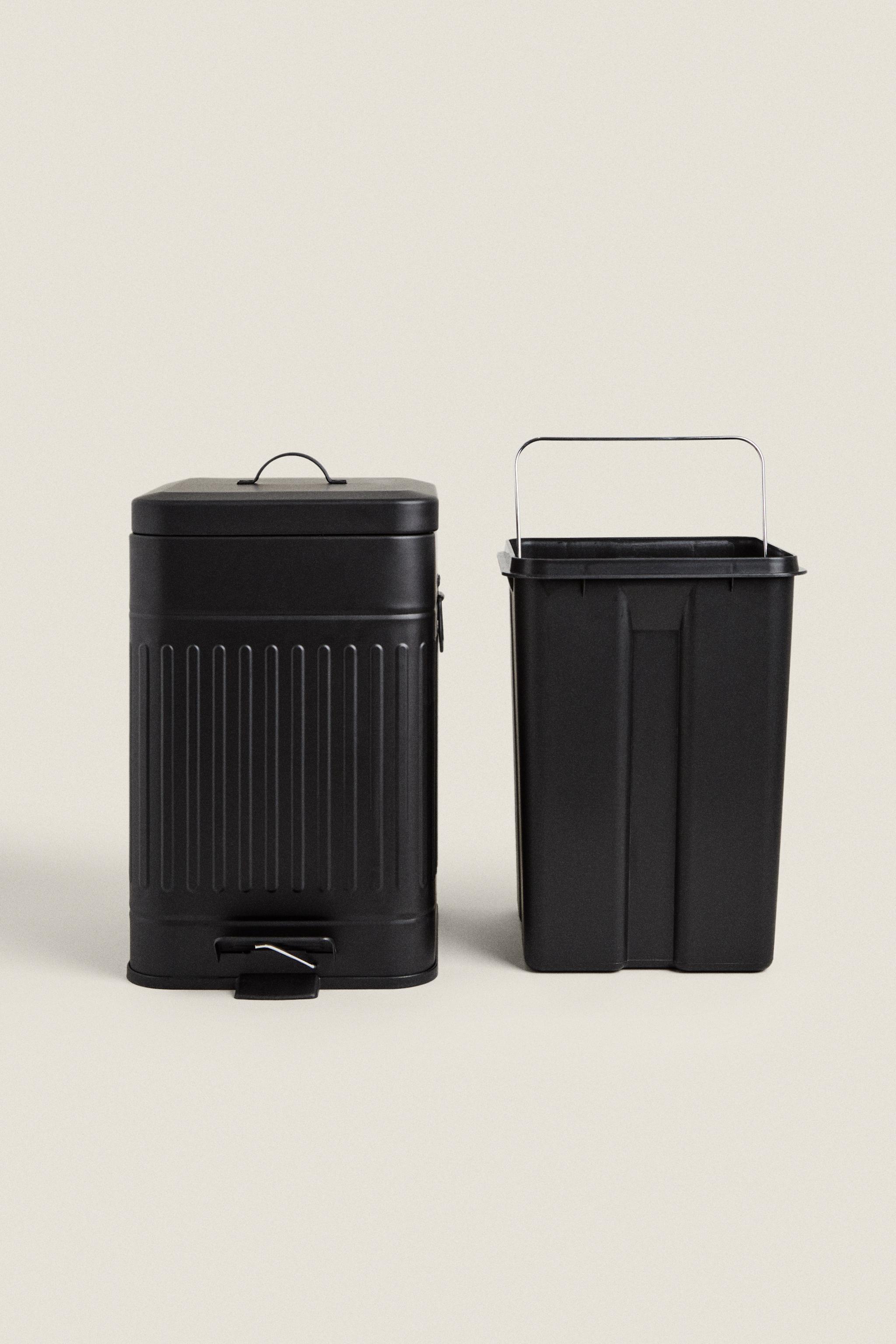 SMALL KITCHEN TRASH CAN