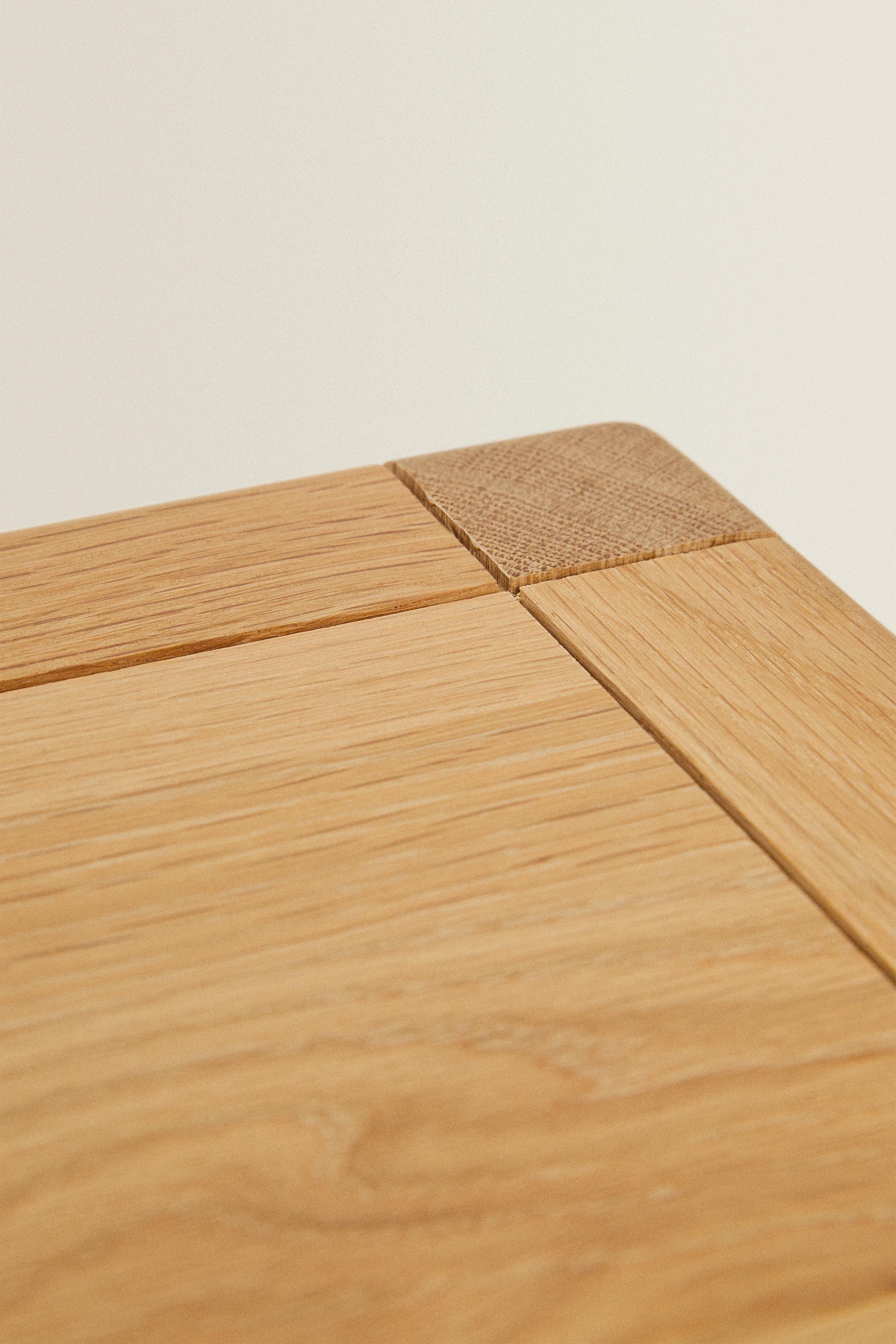 OAK NIGHTSTAND WITH DRAWER