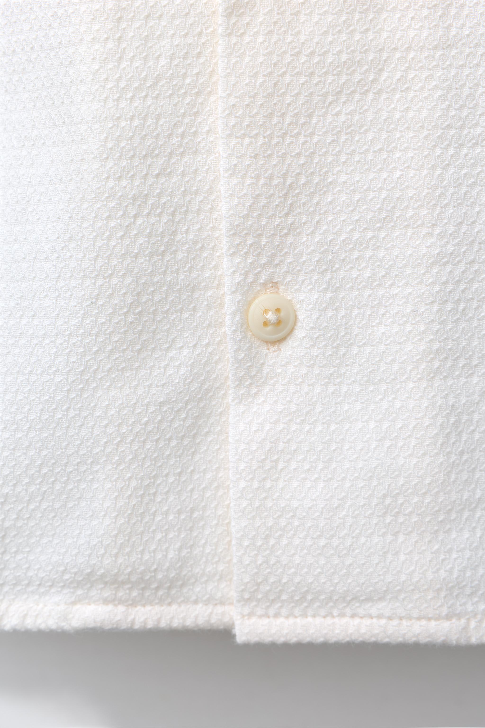 TEXTURED POCKET SHIRT