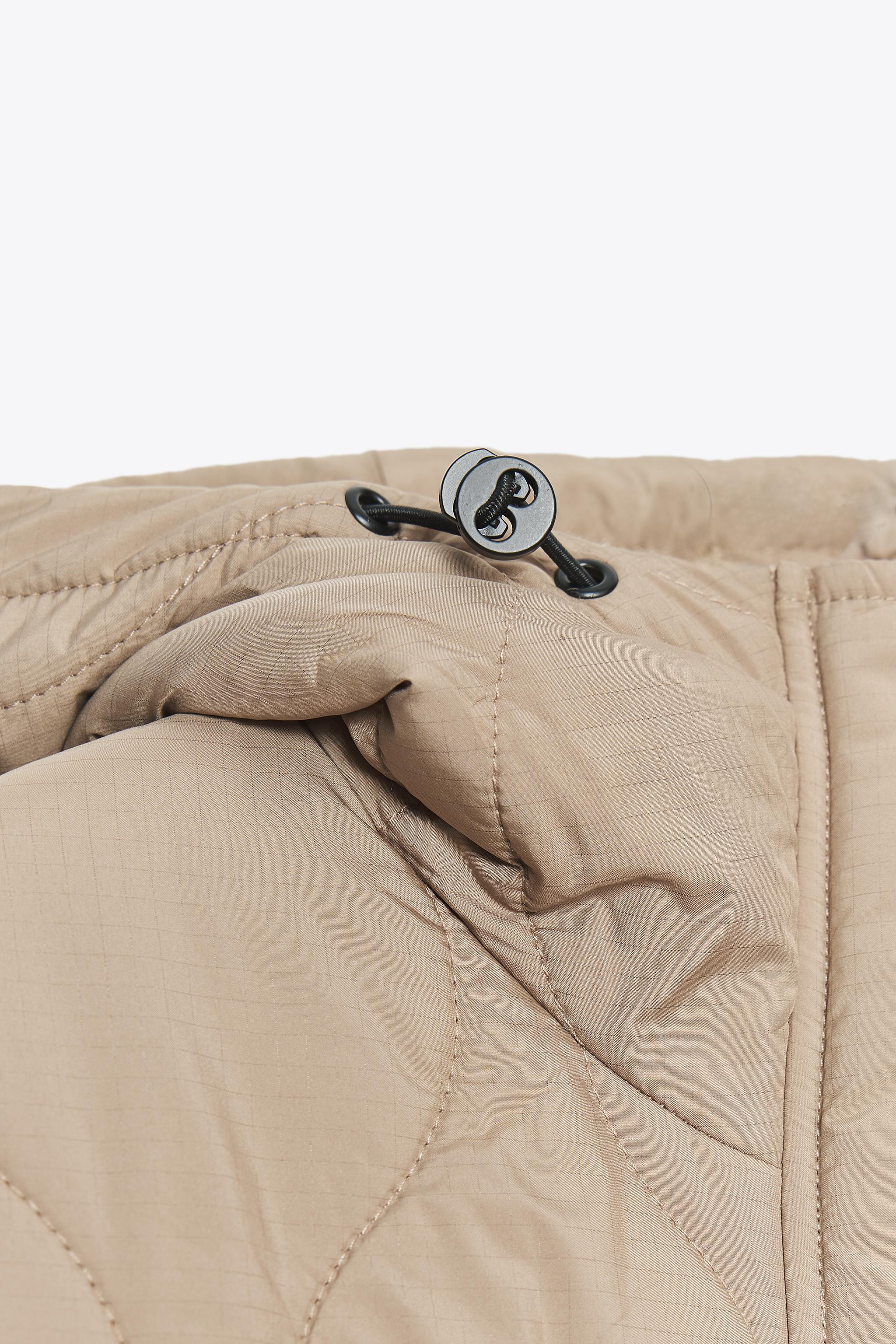 WATER REPELLENT HOODED PUFFER JACKET