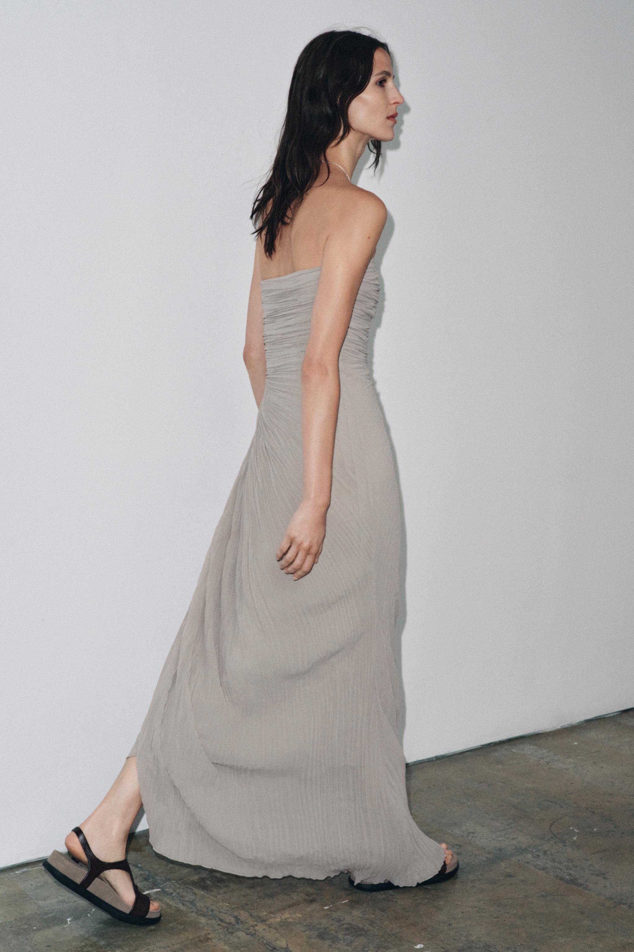 PLEATED STRAPLESS DRESS