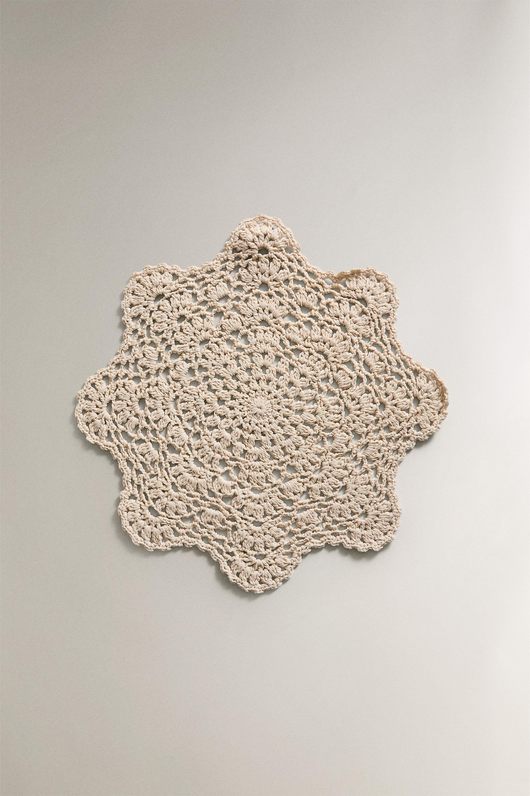 CROCHET PLACEMAT