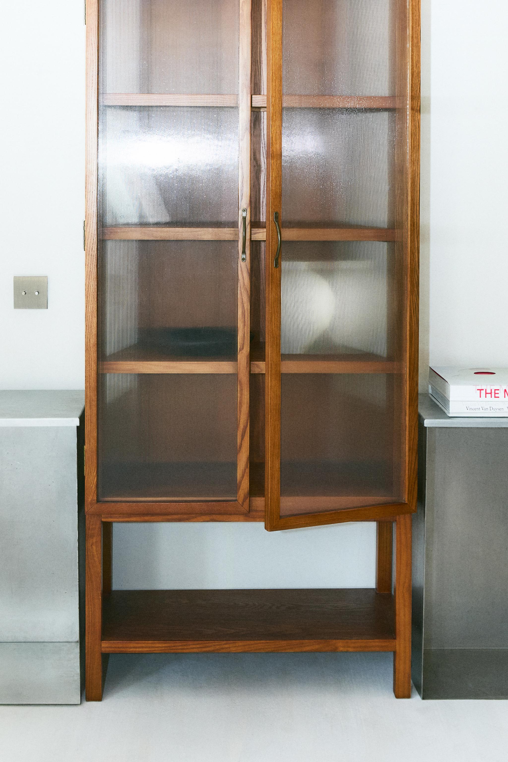 ASH WOOD SIDEBOARD WITH GLASS DOORS