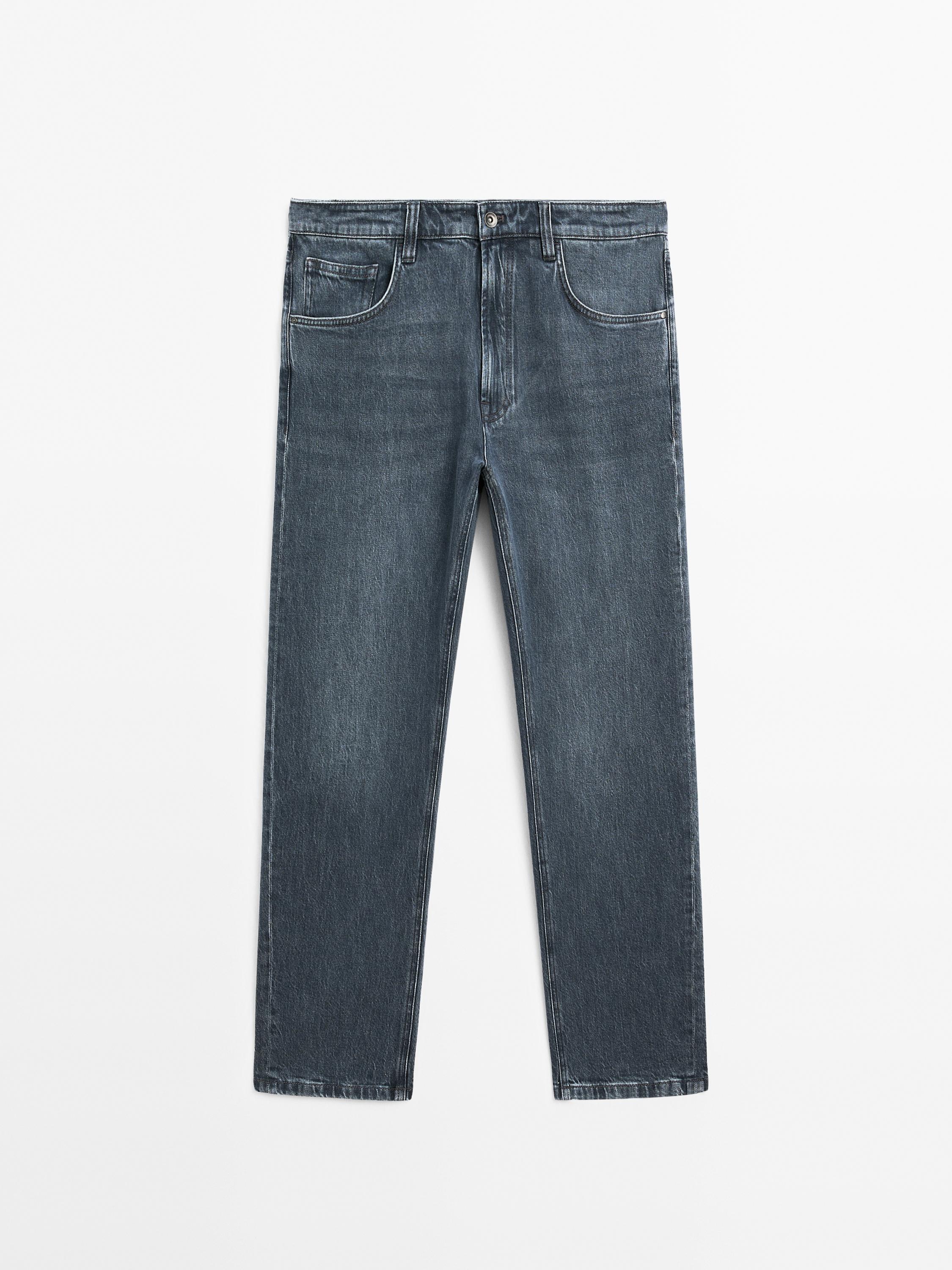 Tapered fit jeans